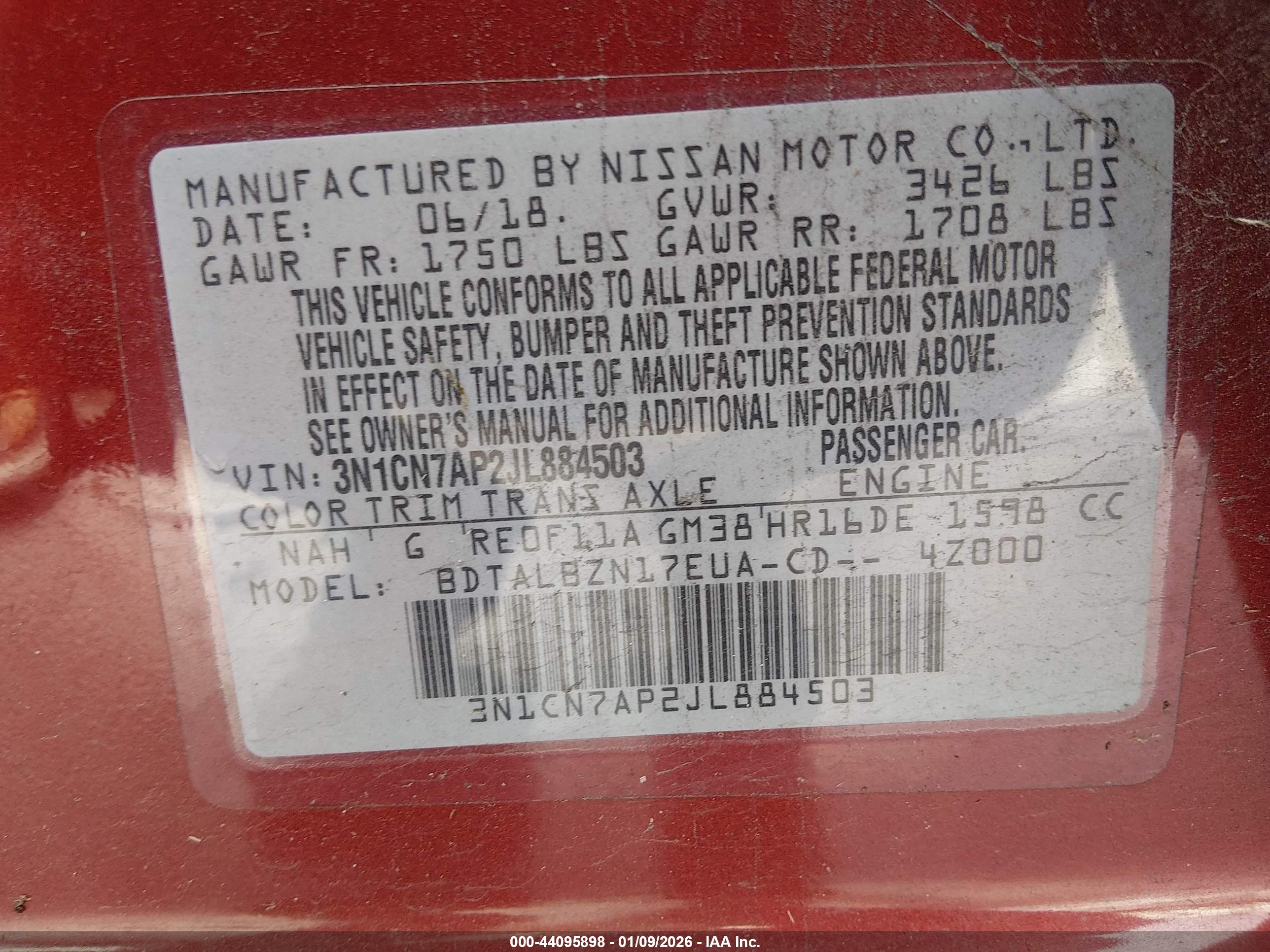 NISSAN VERSA image 9
