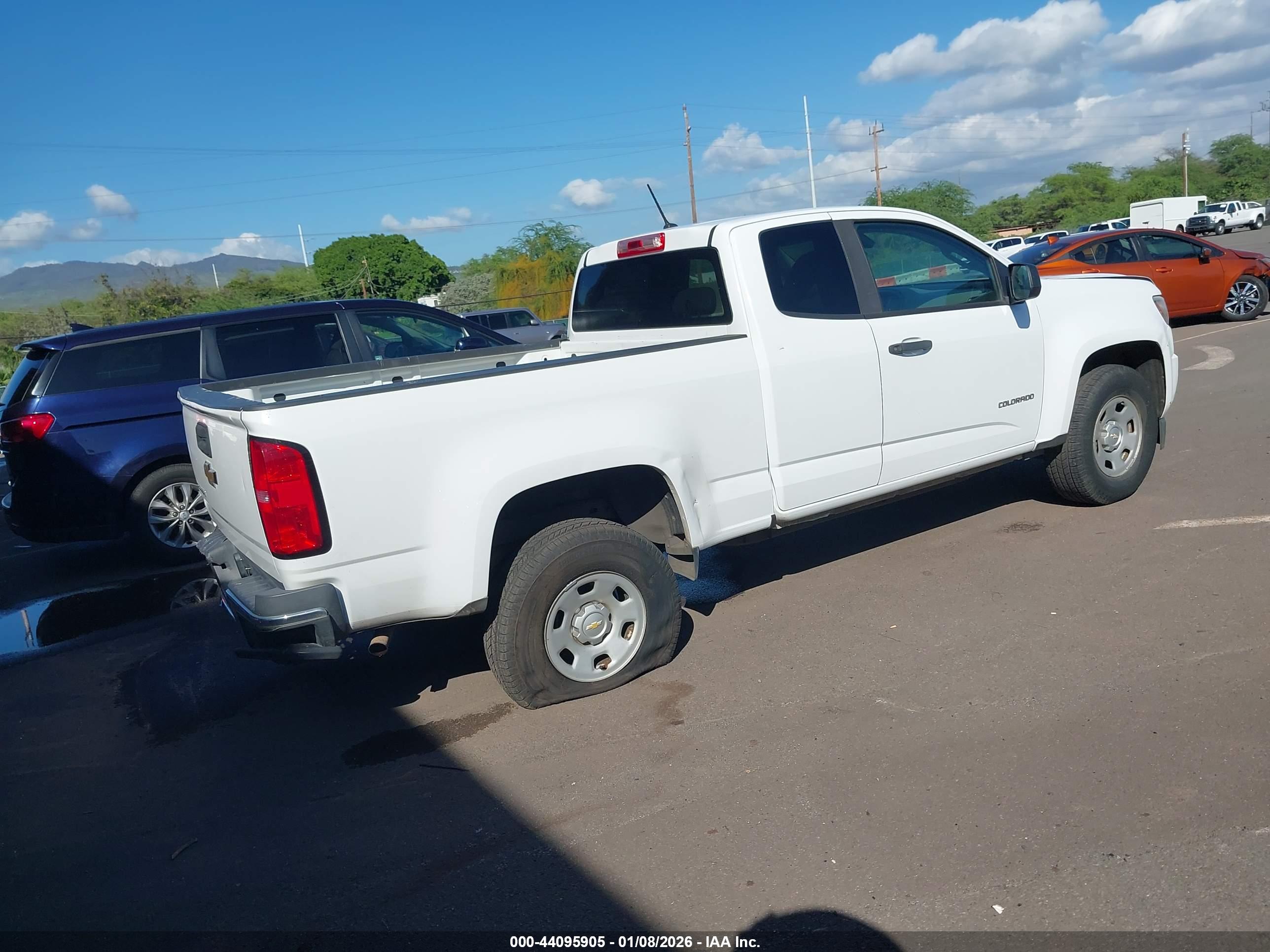 CHEVROLET COLORADO image 4