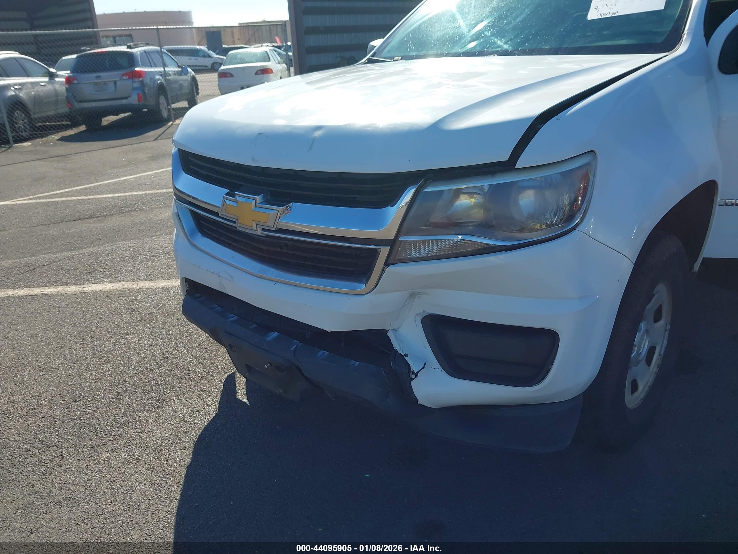 CHEVROLET COLORADO image 6