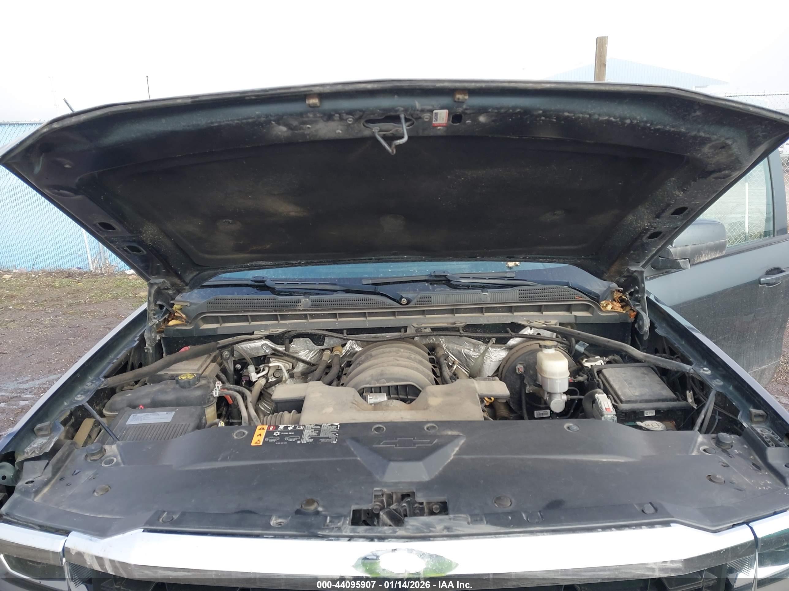 CHEVROLET SILVERADO image 10