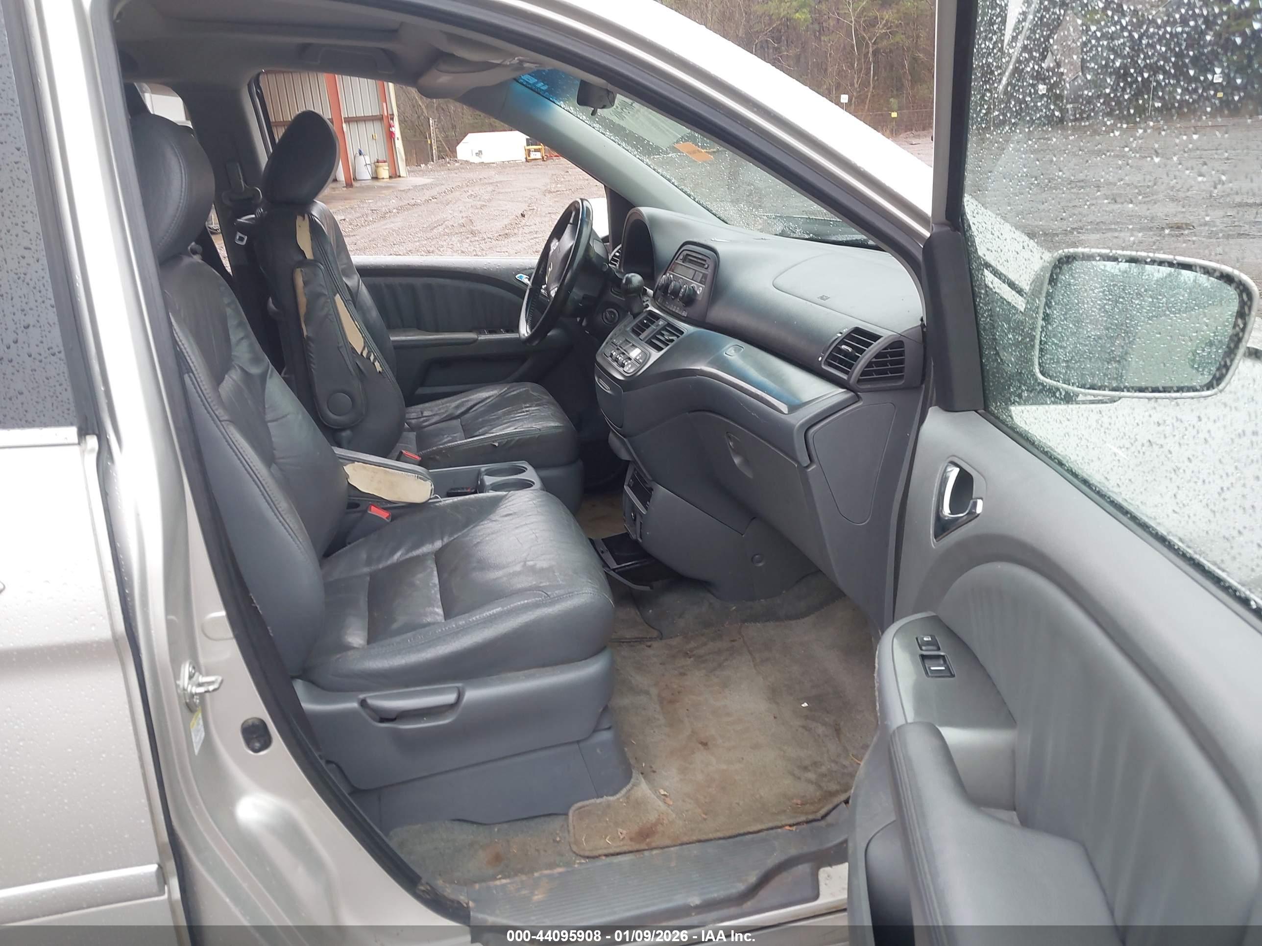 HONDA ODYSSEY image 5