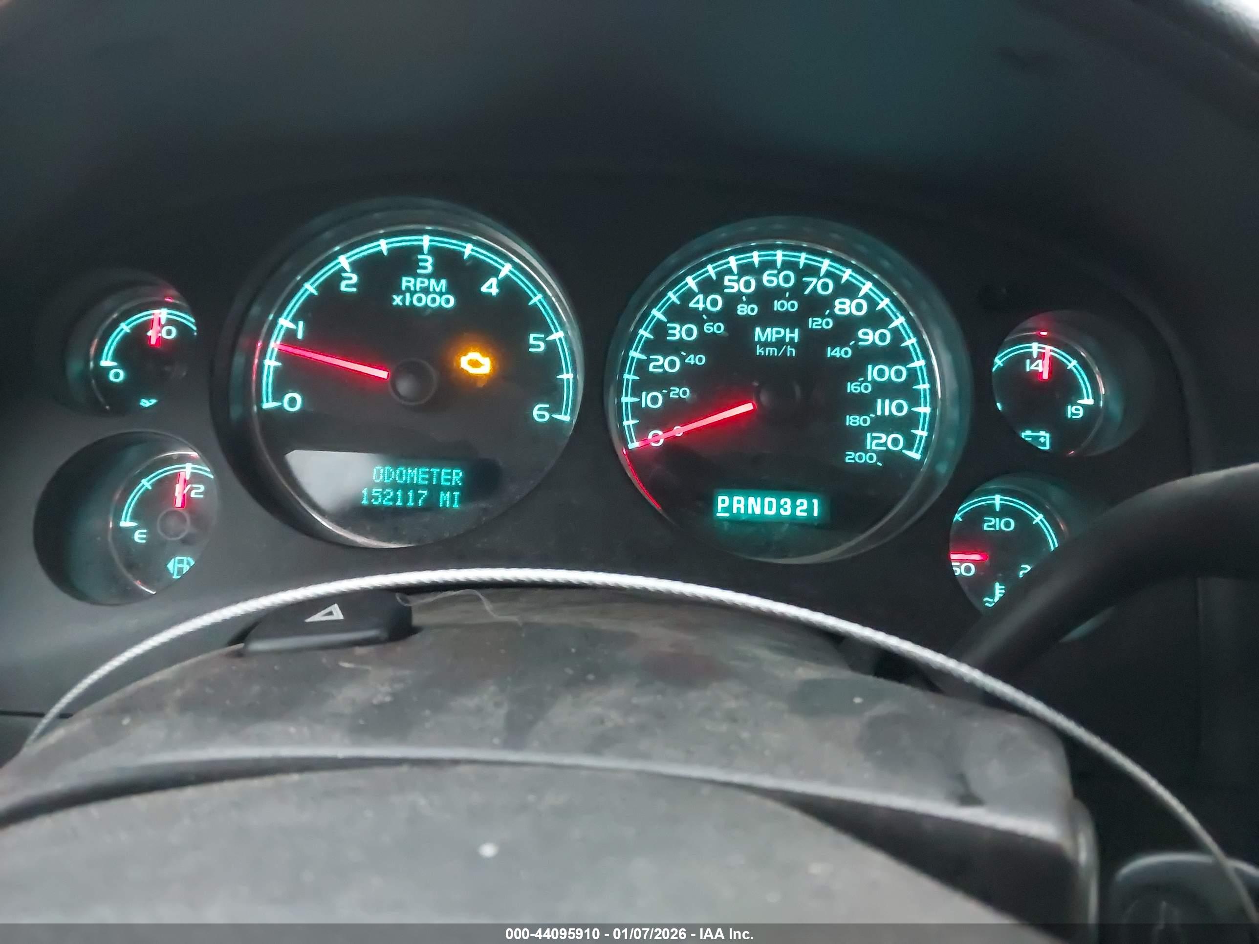 CHEVROLET TAHOE image 7