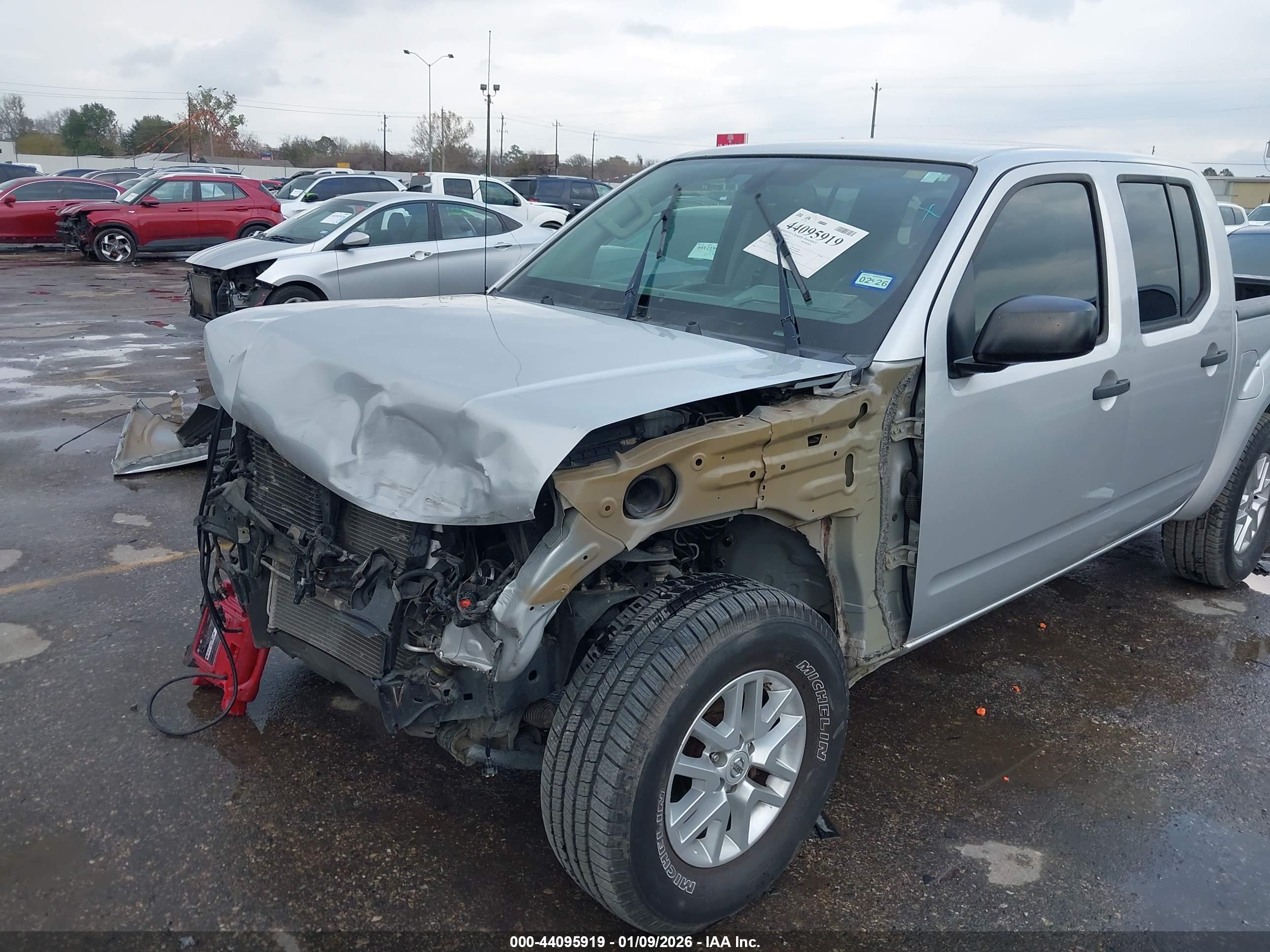 NISSAN FRONTIER image 6