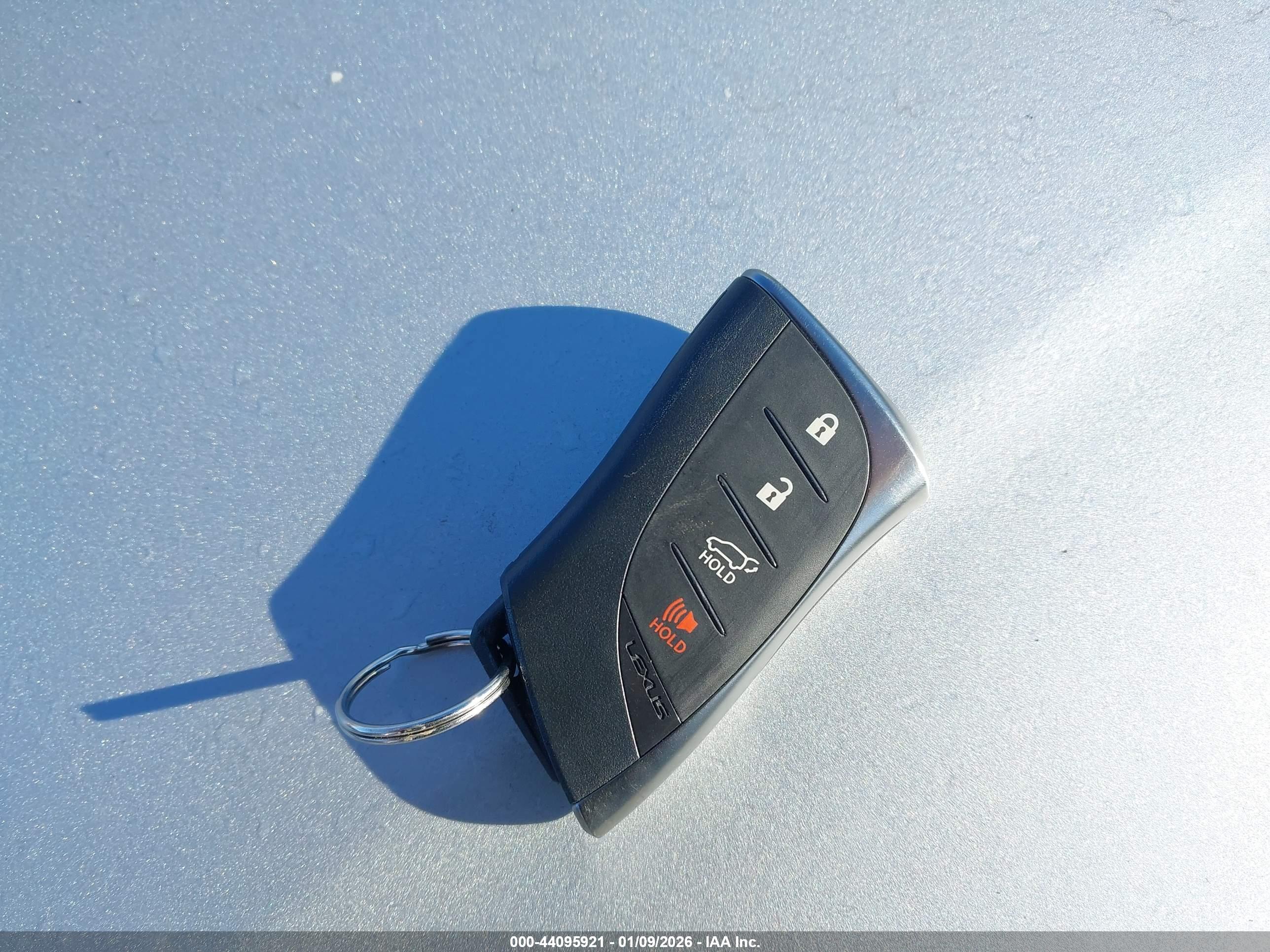LEXUS UX image 11