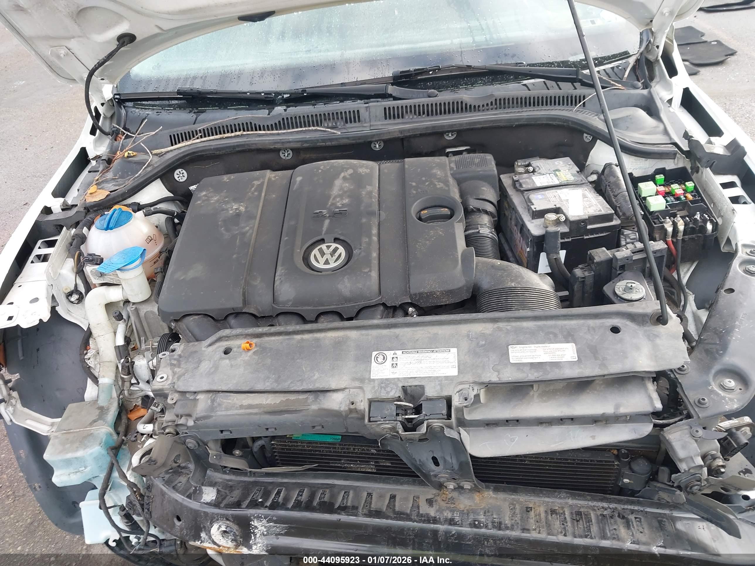 VOLKSWAGEN JETTA image 10