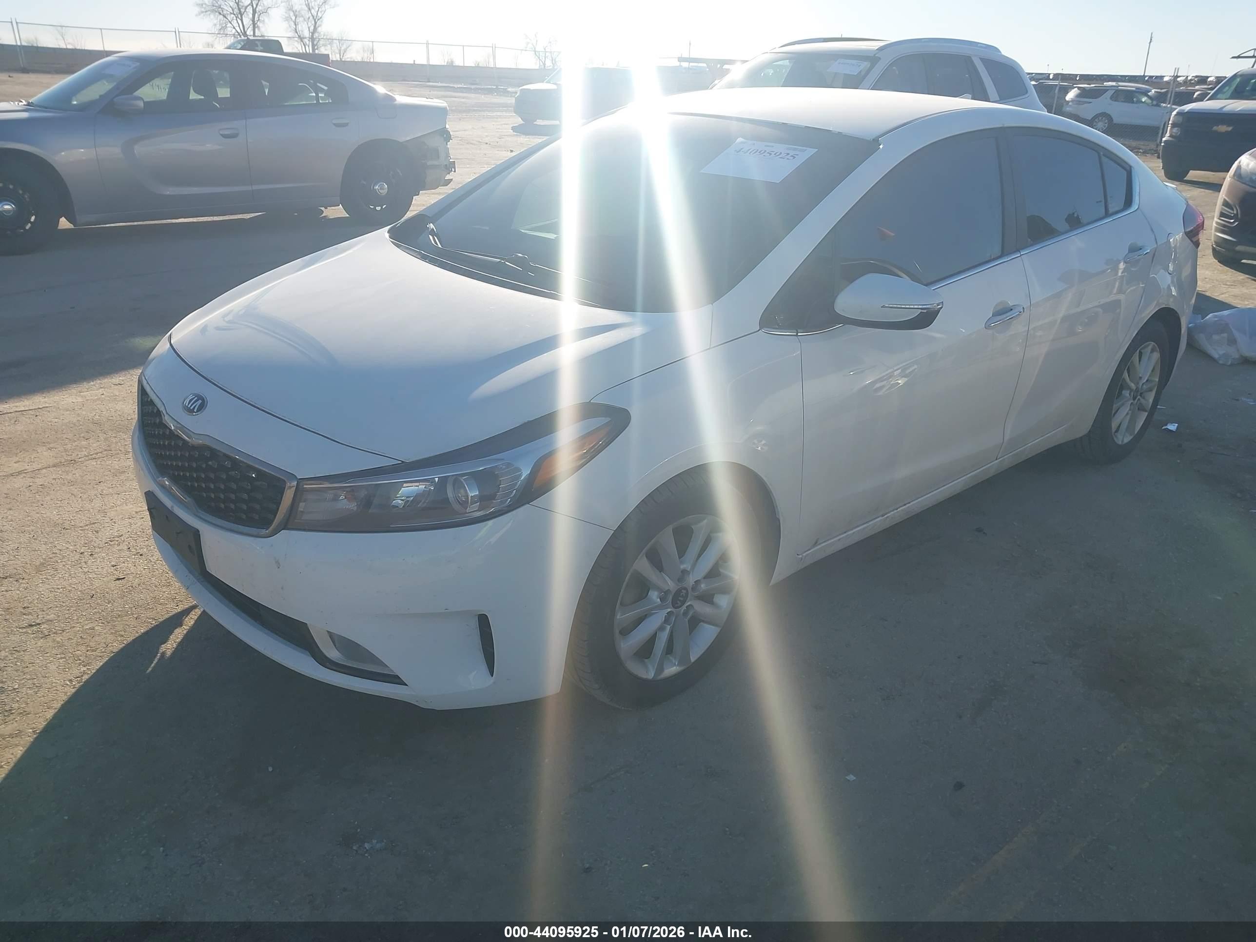 KIA FORTE image 2