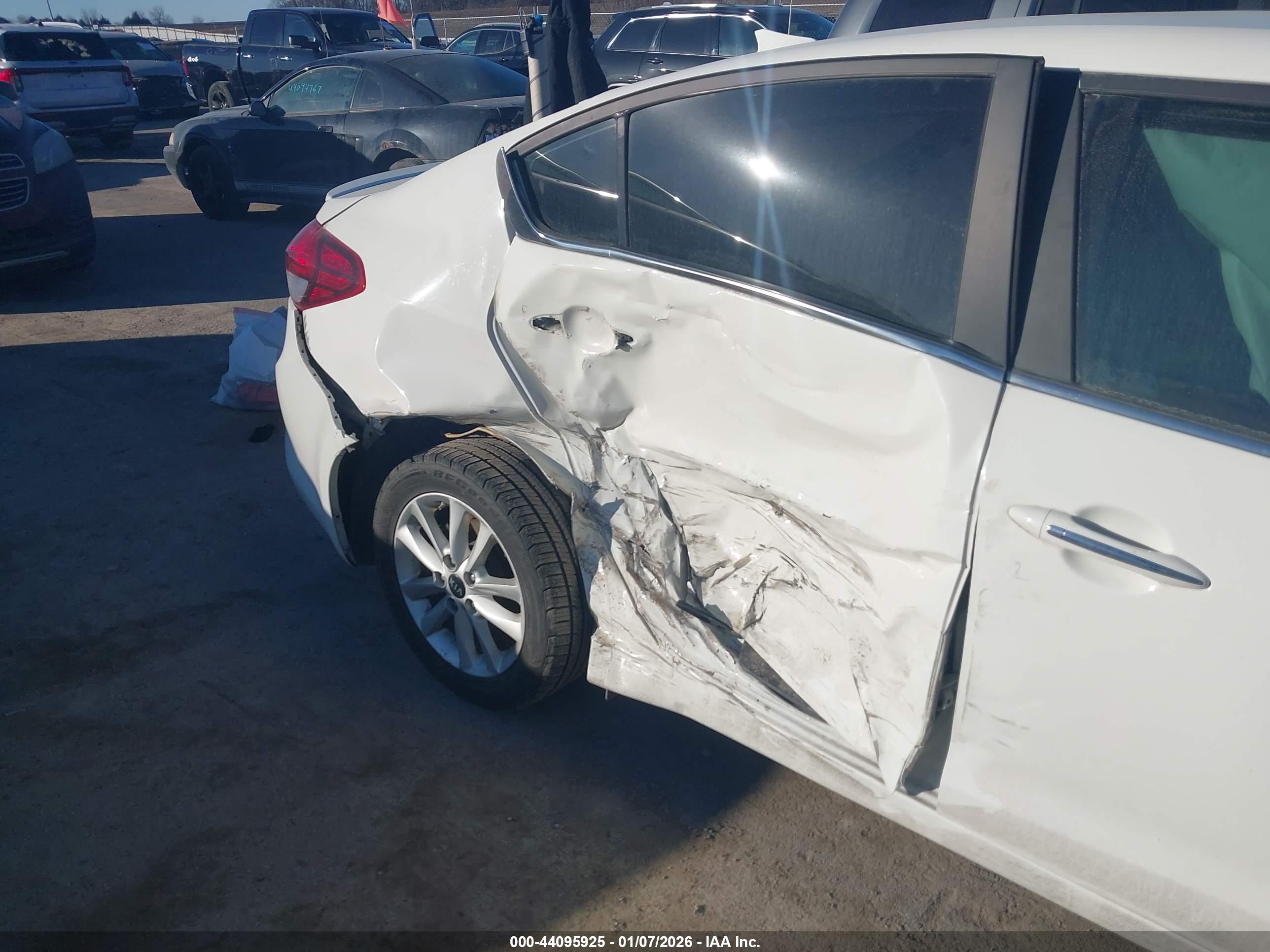 KIA FORTE image 6