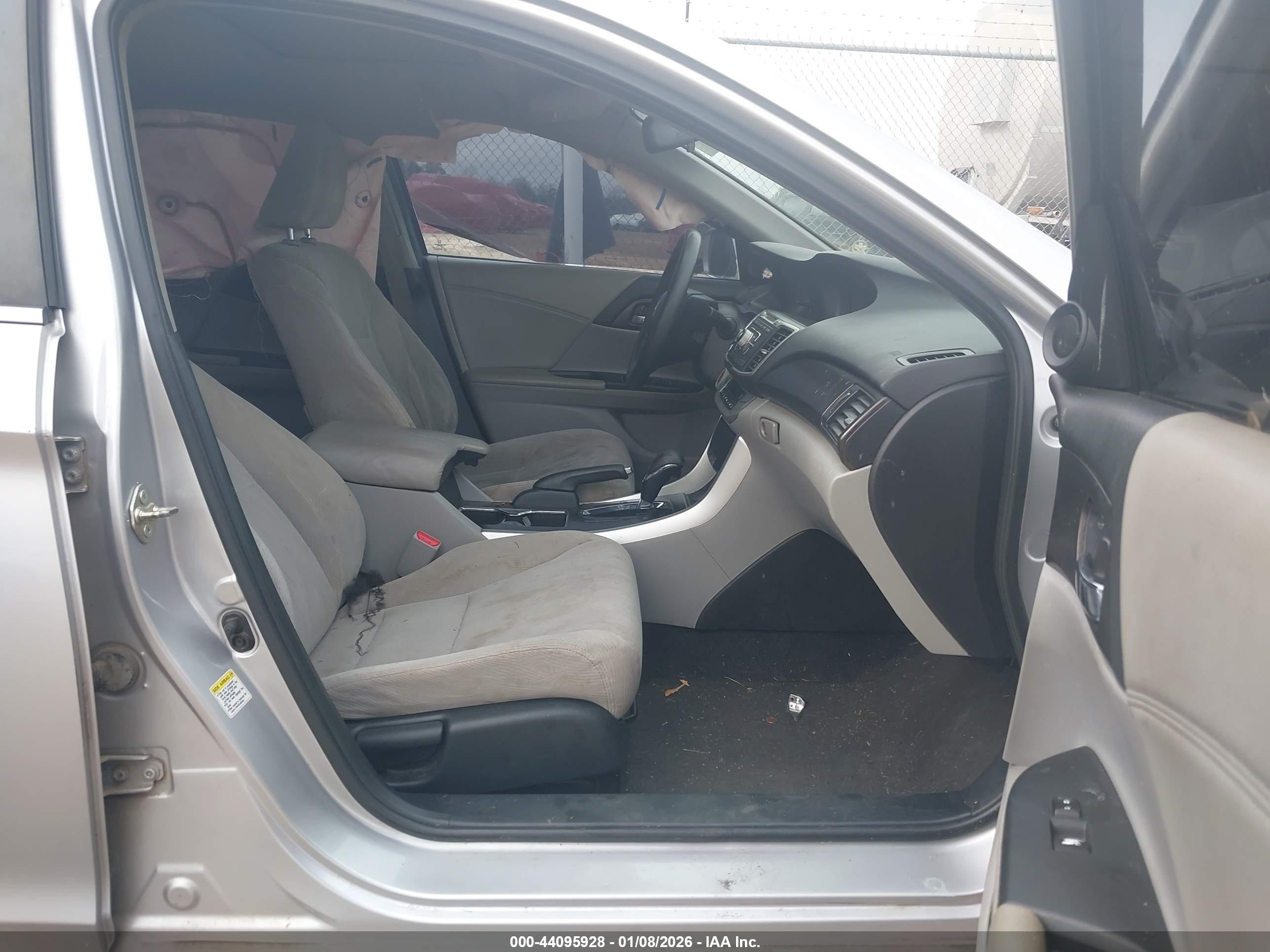 HONDA ACCORD image 5