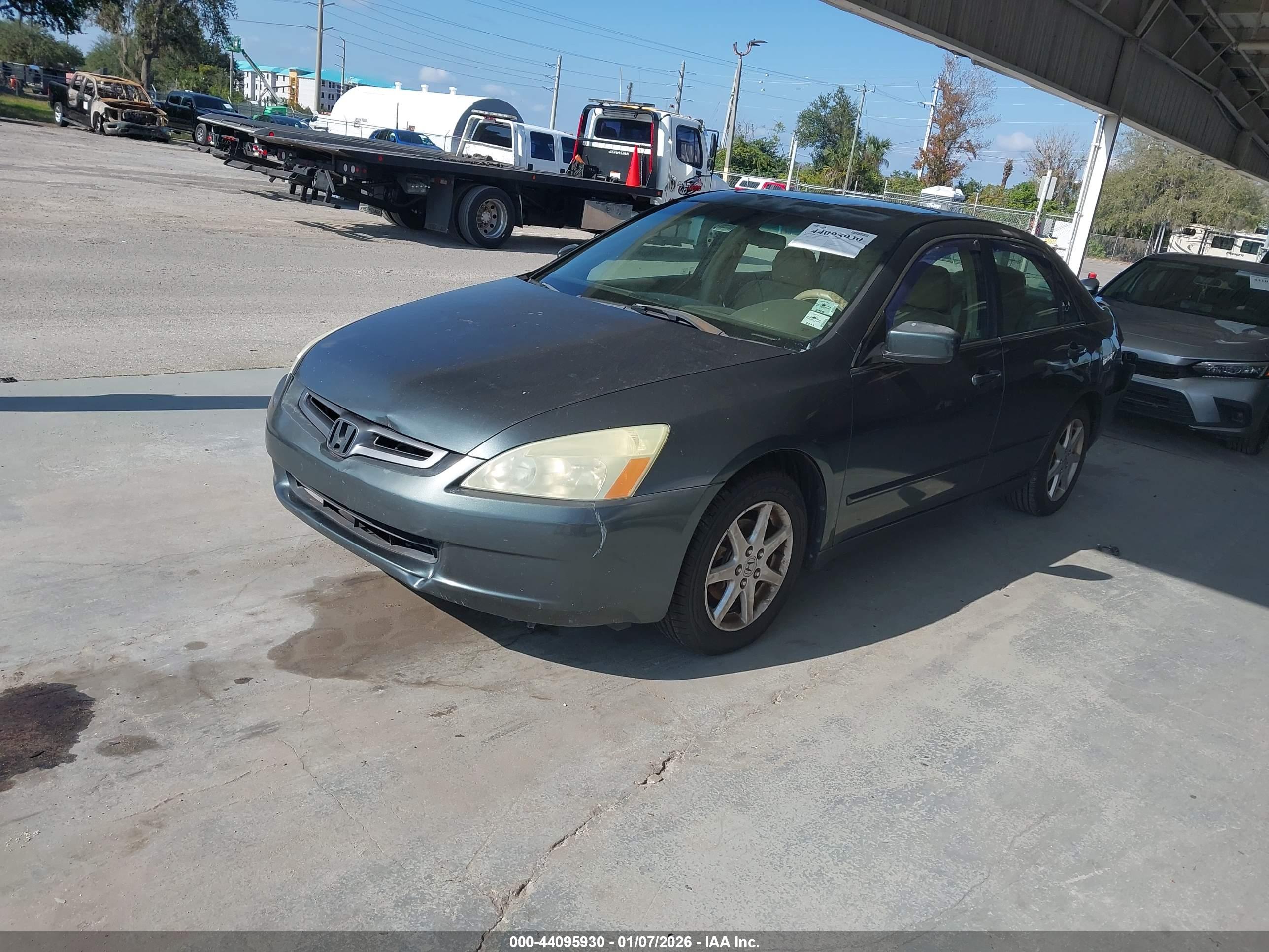 HONDA ACCORD image 2