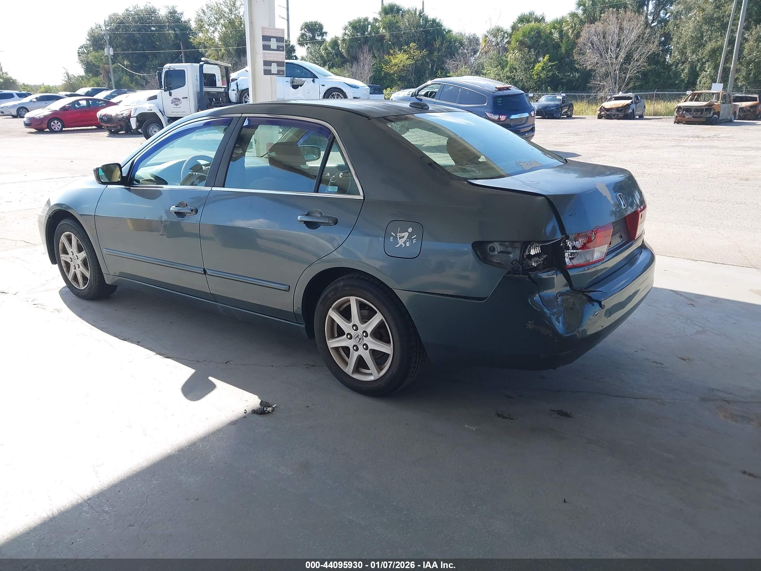HONDA ACCORD image 3