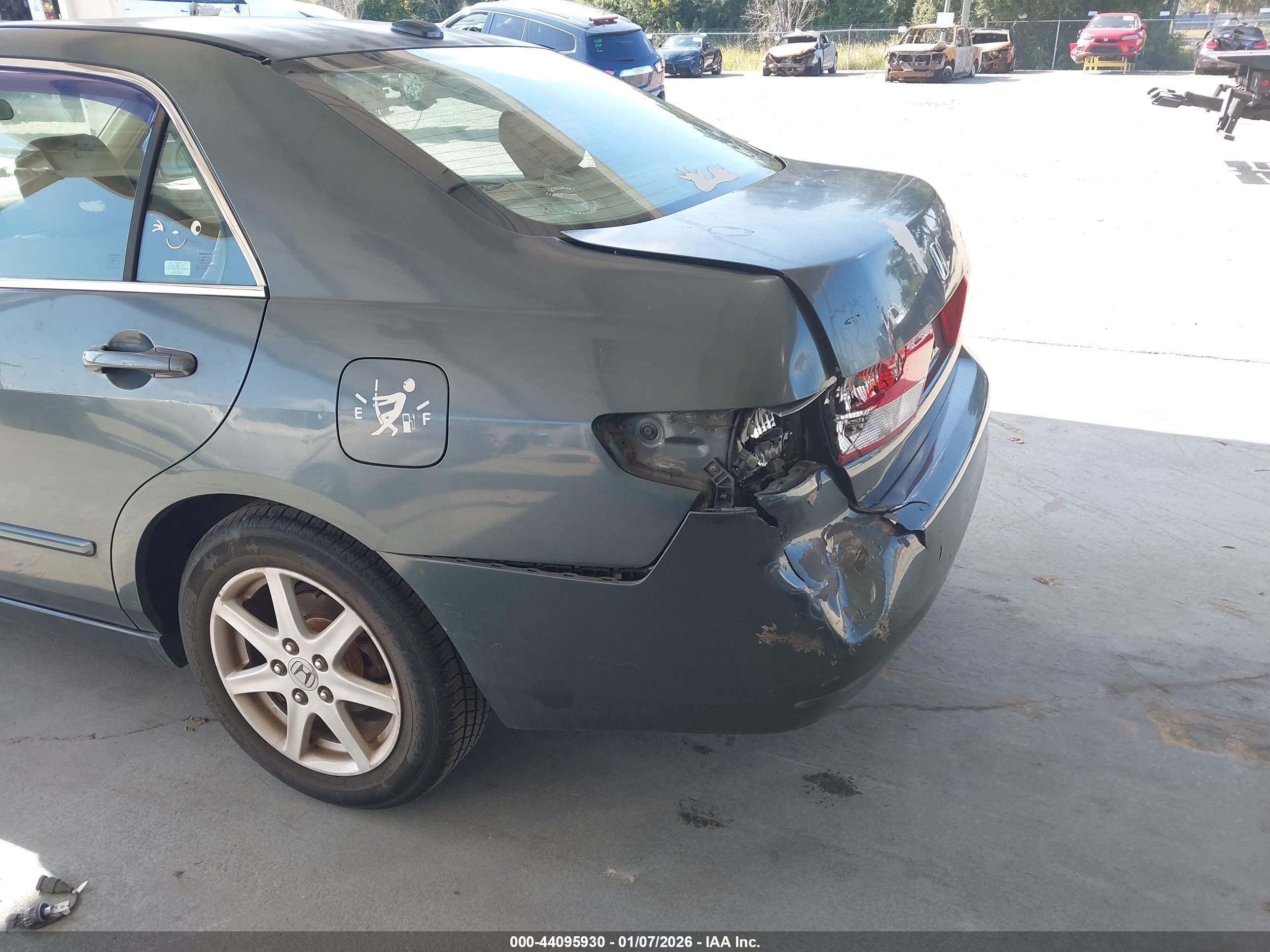 HONDA ACCORD image 6