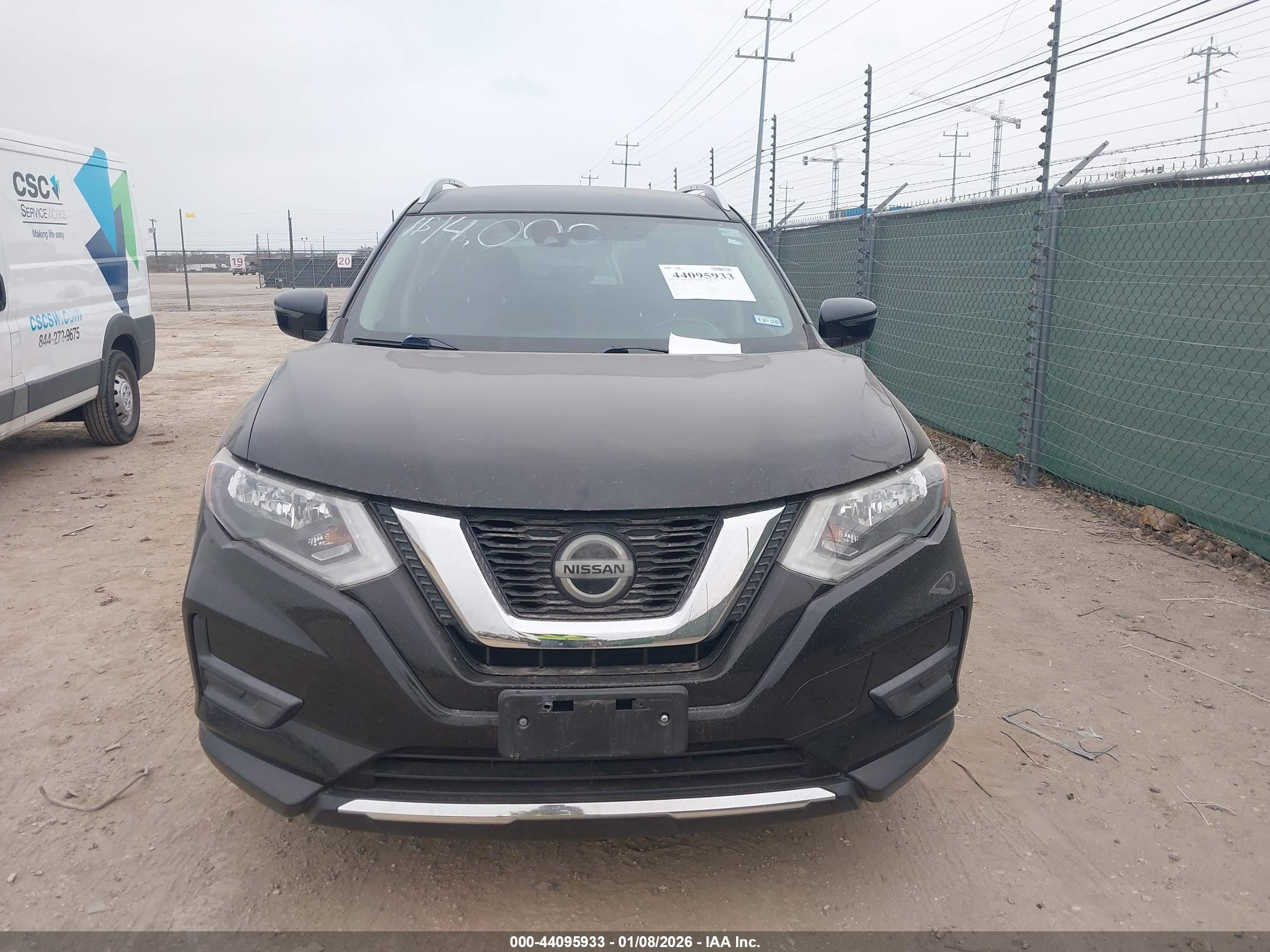 NISSAN ROGUE image 6