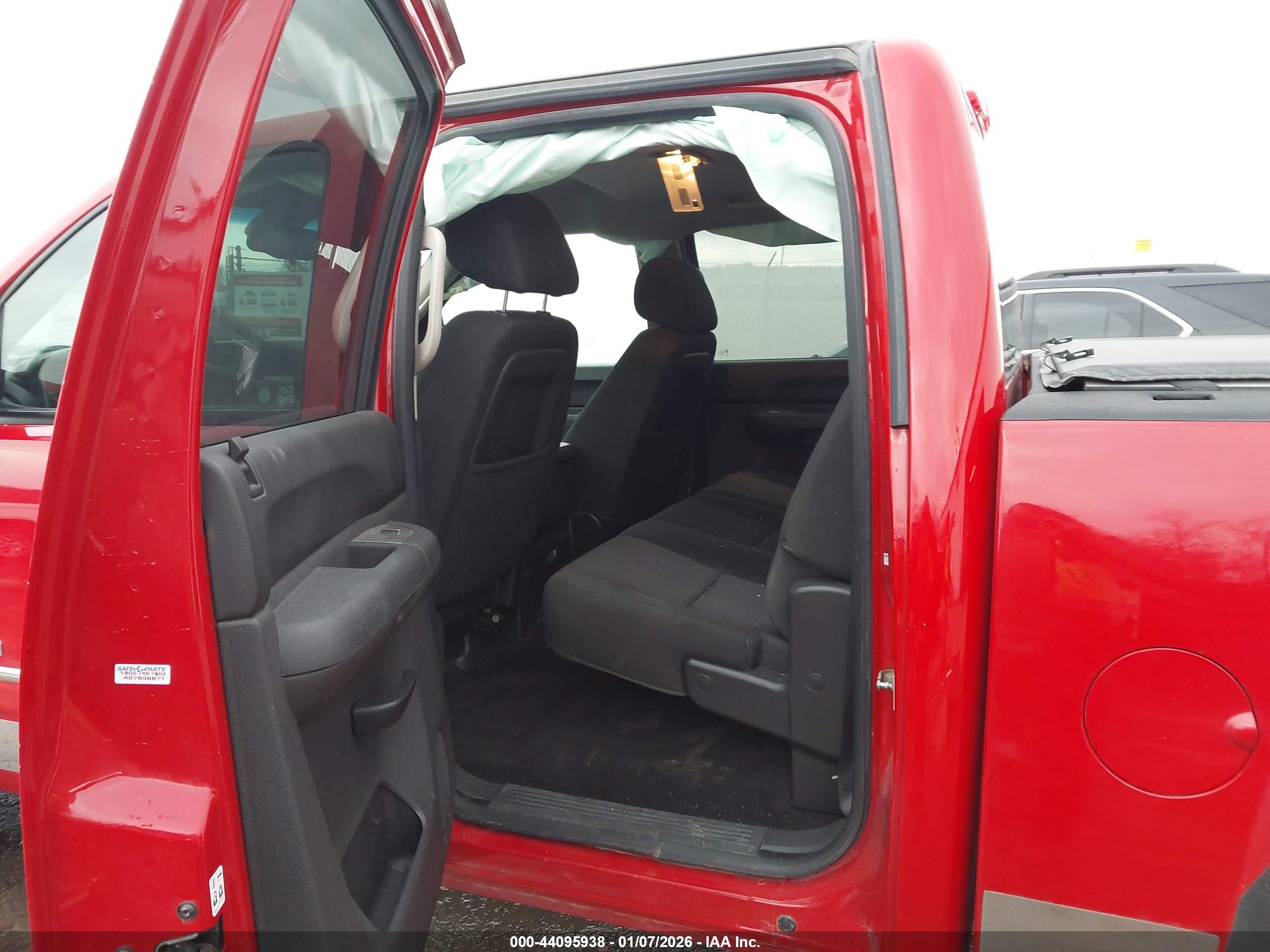 GMC SIERRA image 8