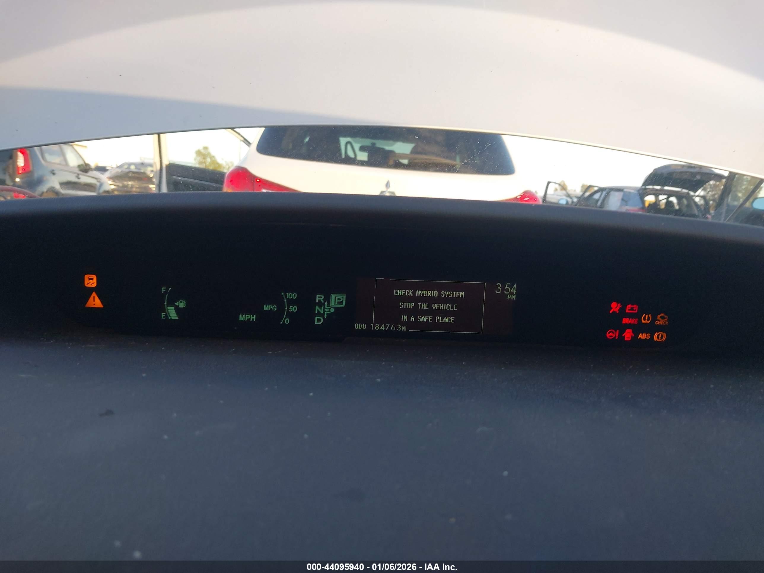 TOYOTA PRIUS image 7