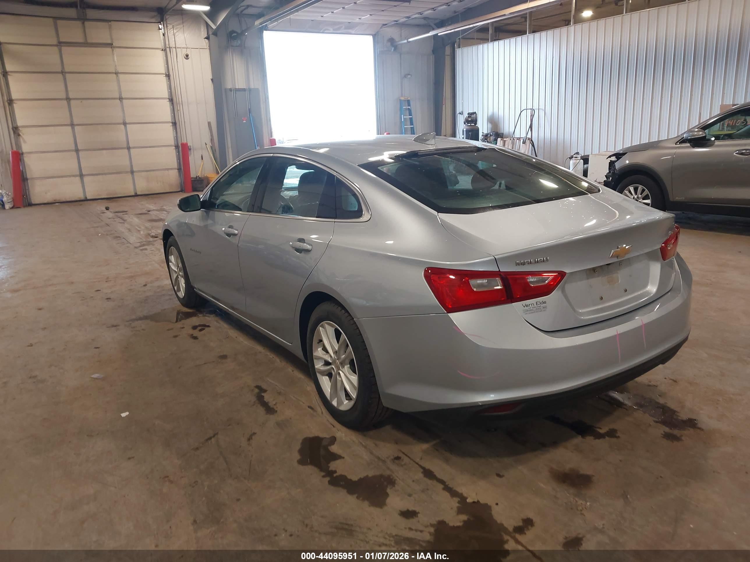 CHEVROLET MALIBU image 3