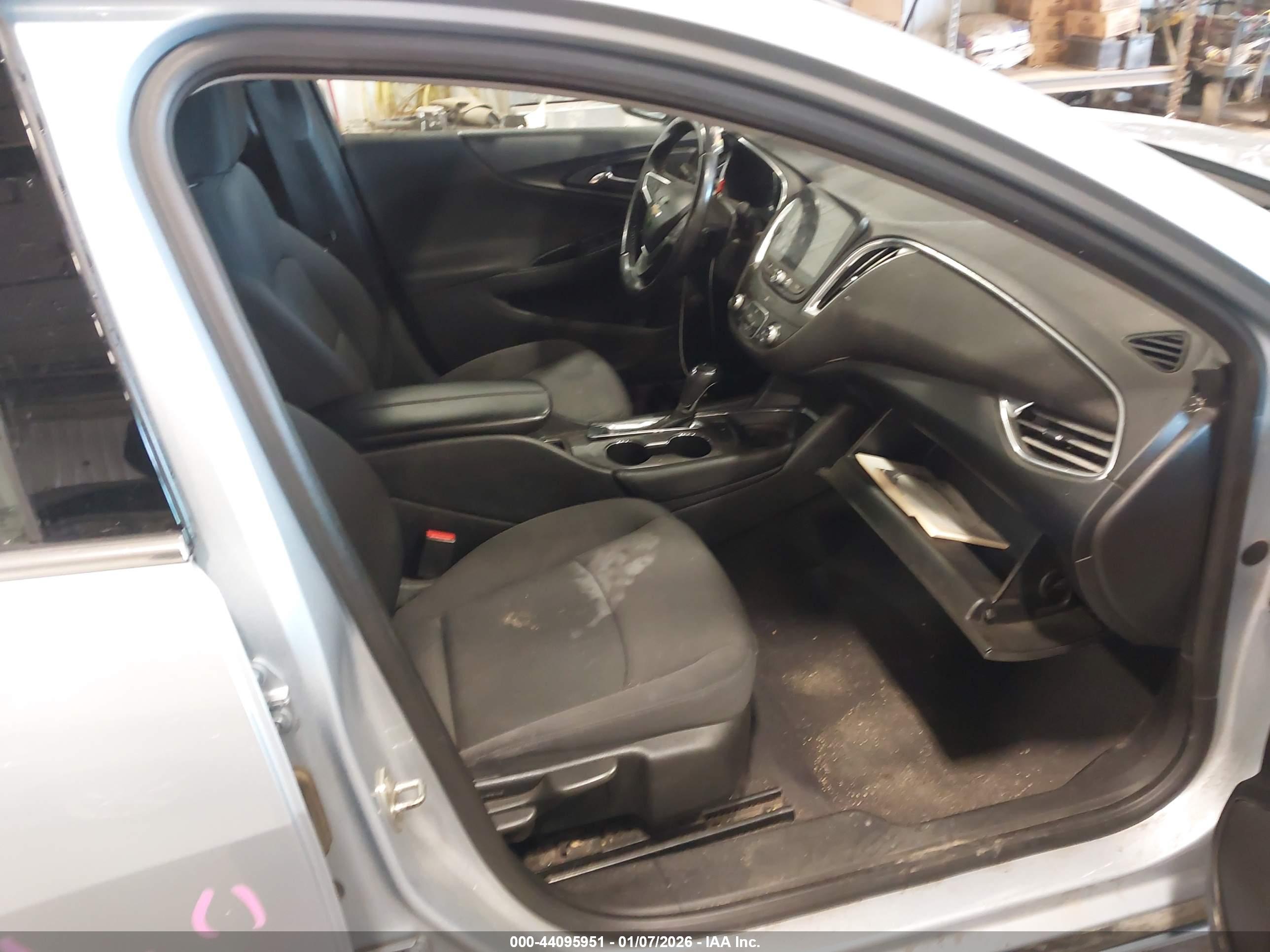 CHEVROLET MALIBU image 5