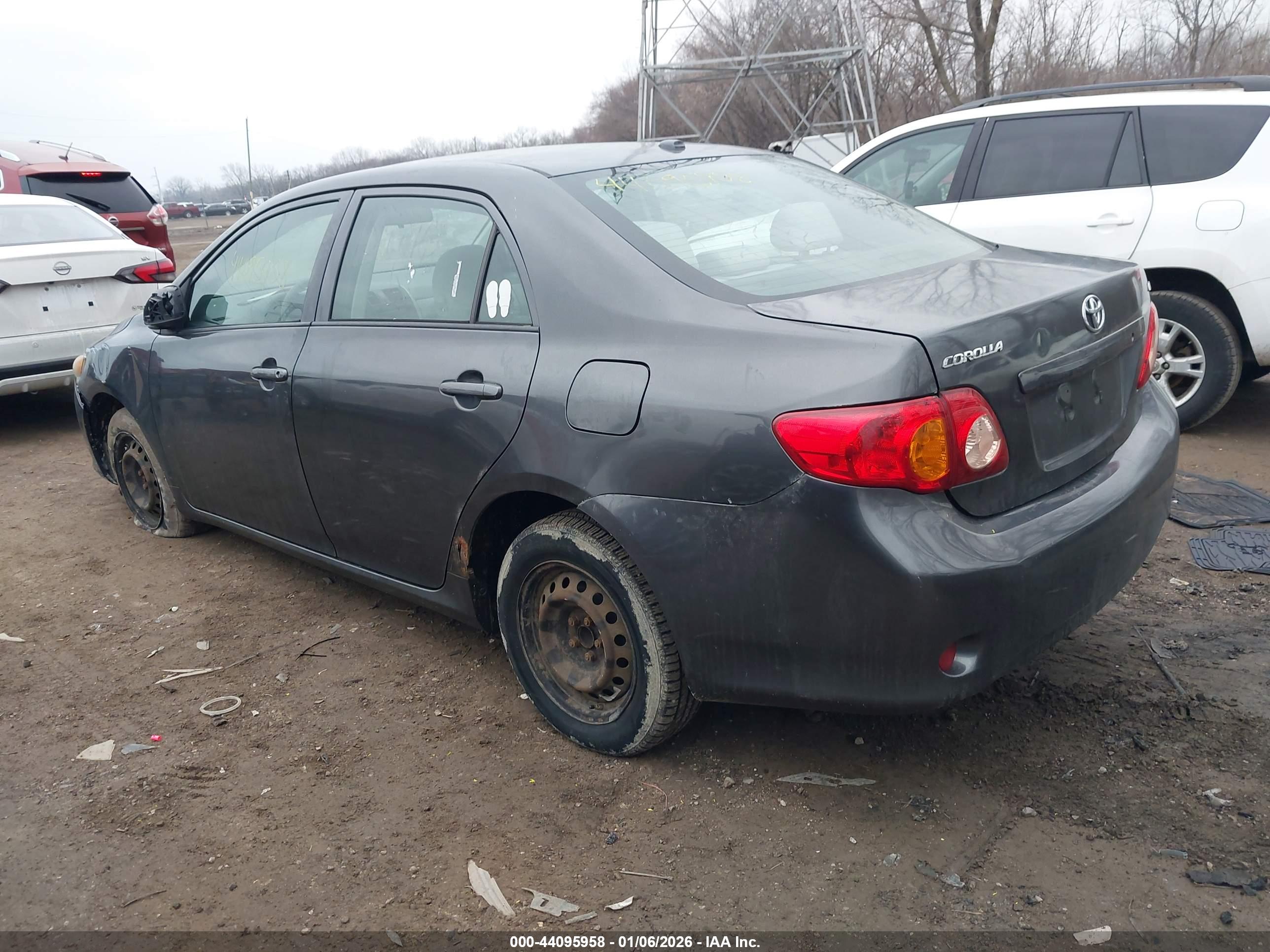 TOYOTA COROLLA image 3