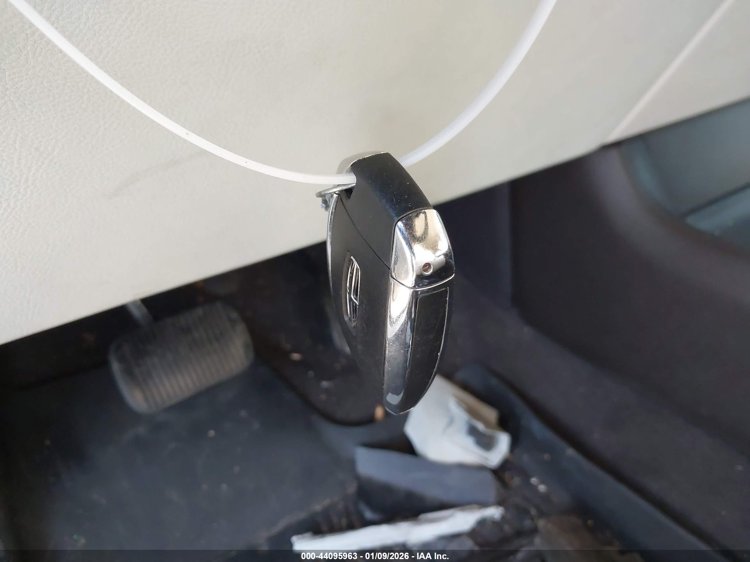 LINCOLN NAVIGATOR image 11