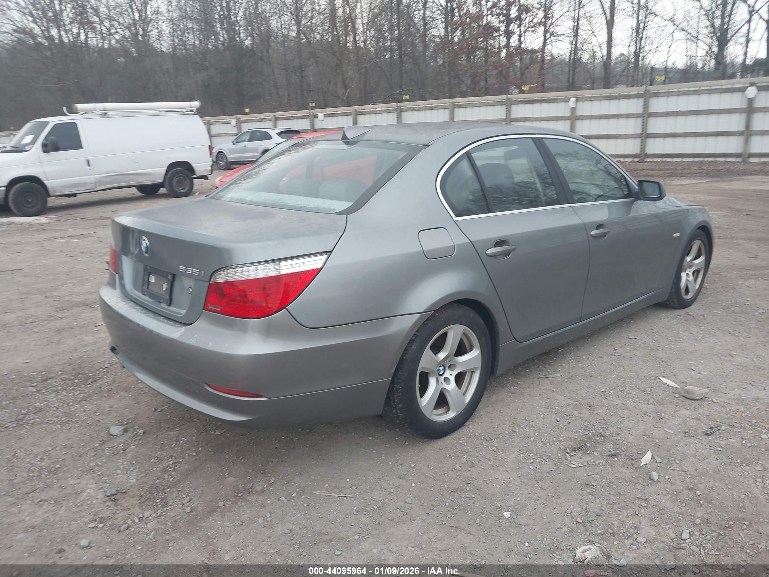 BMW 535I image 4