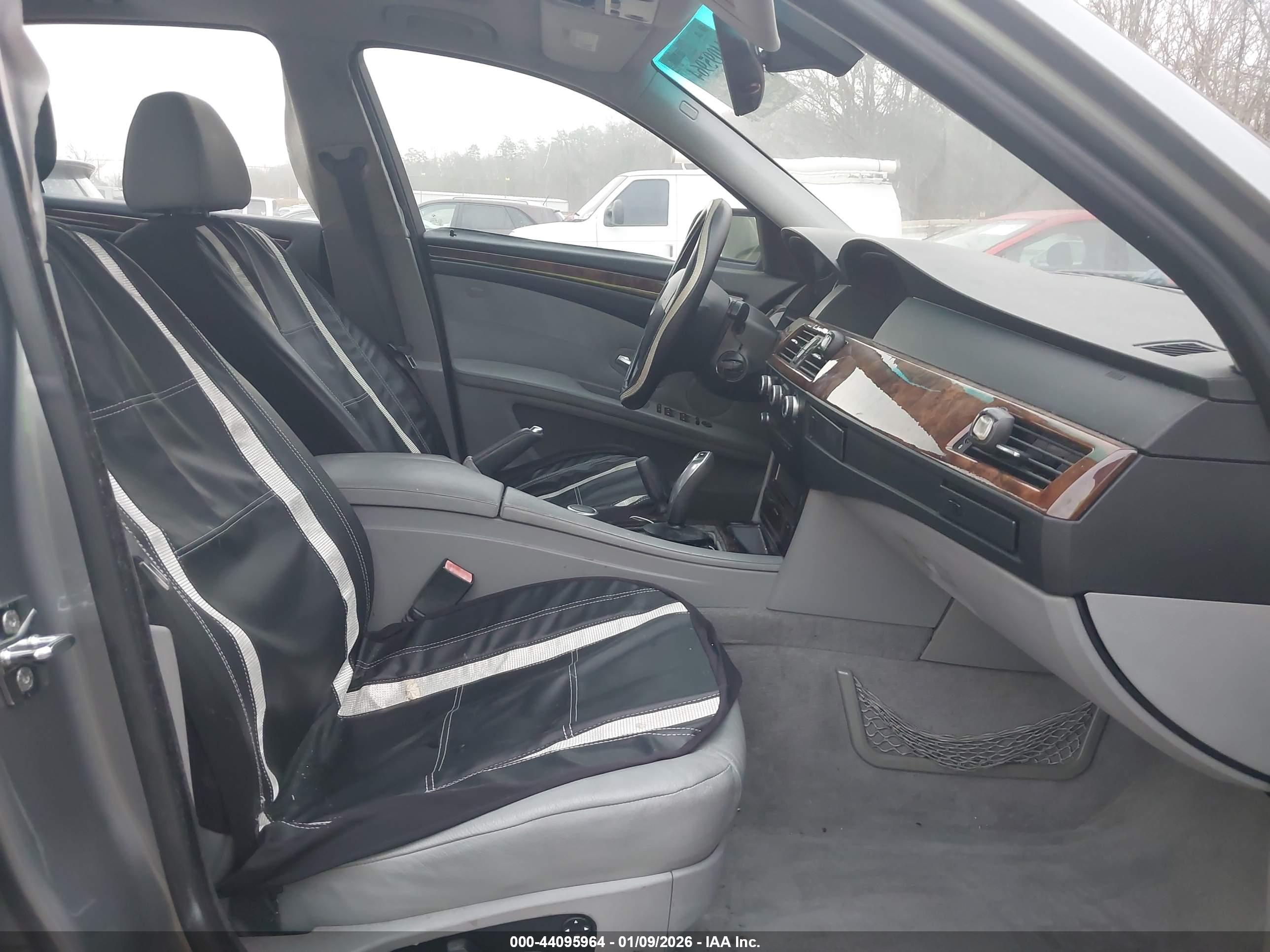 BMW 535I image 5