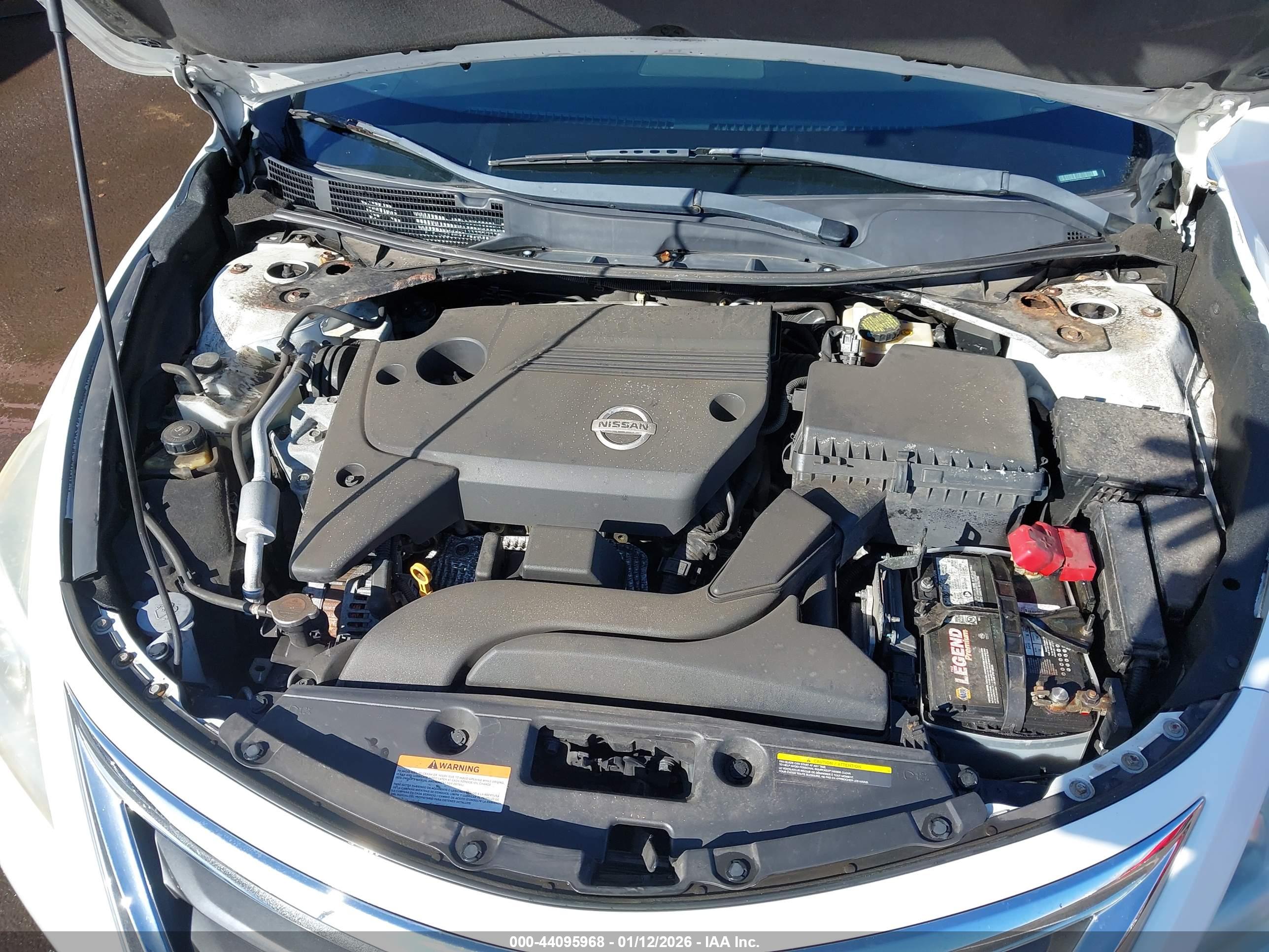 NISSAN ALTIMA image 10