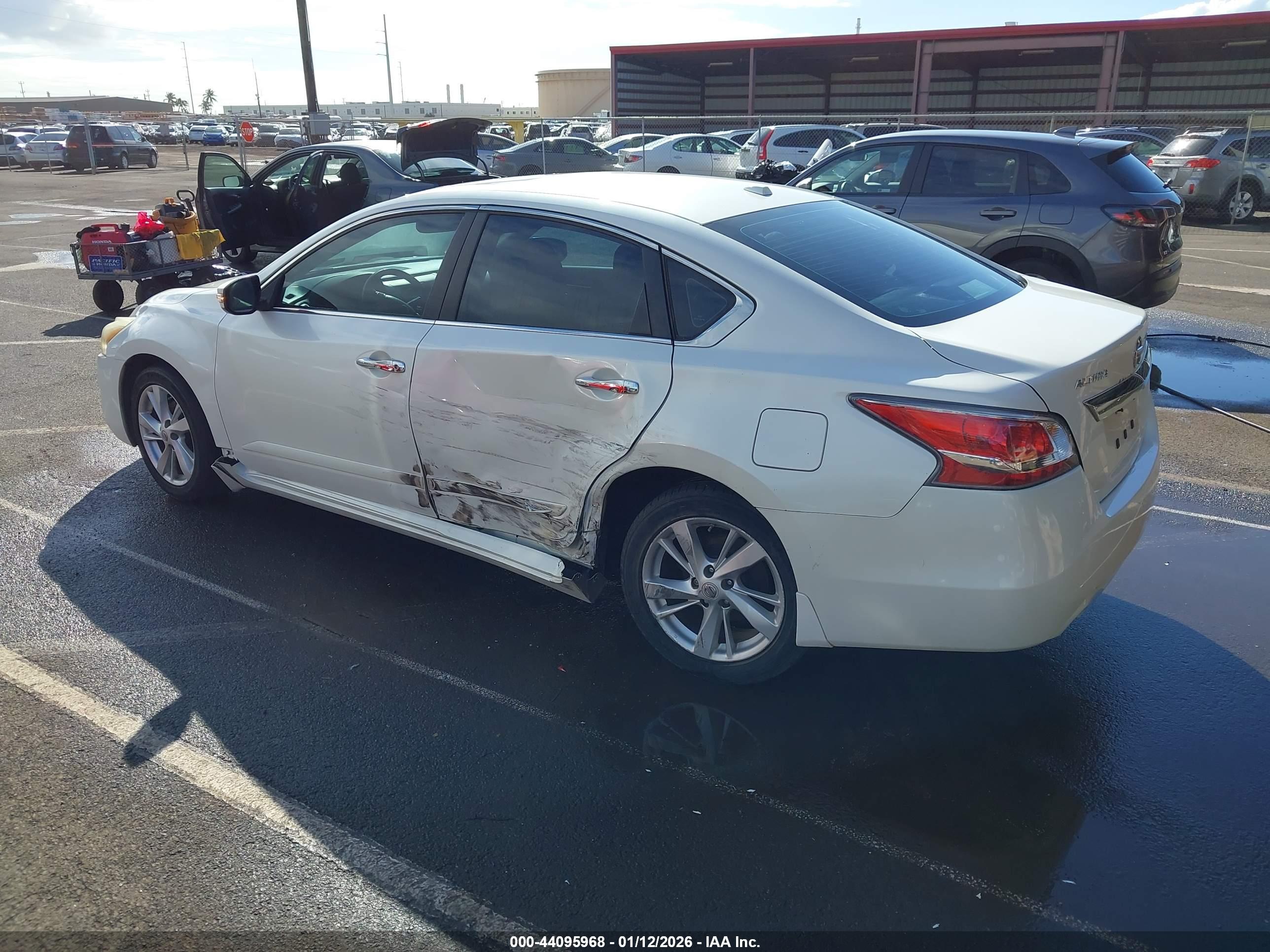 NISSAN ALTIMA image 3