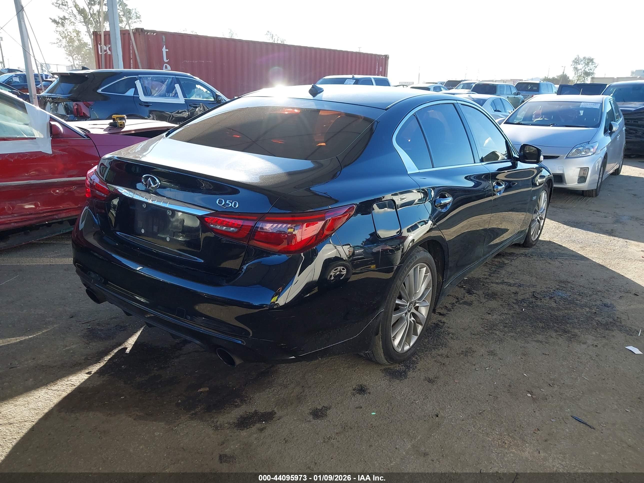 INFINITI Q50 image 4