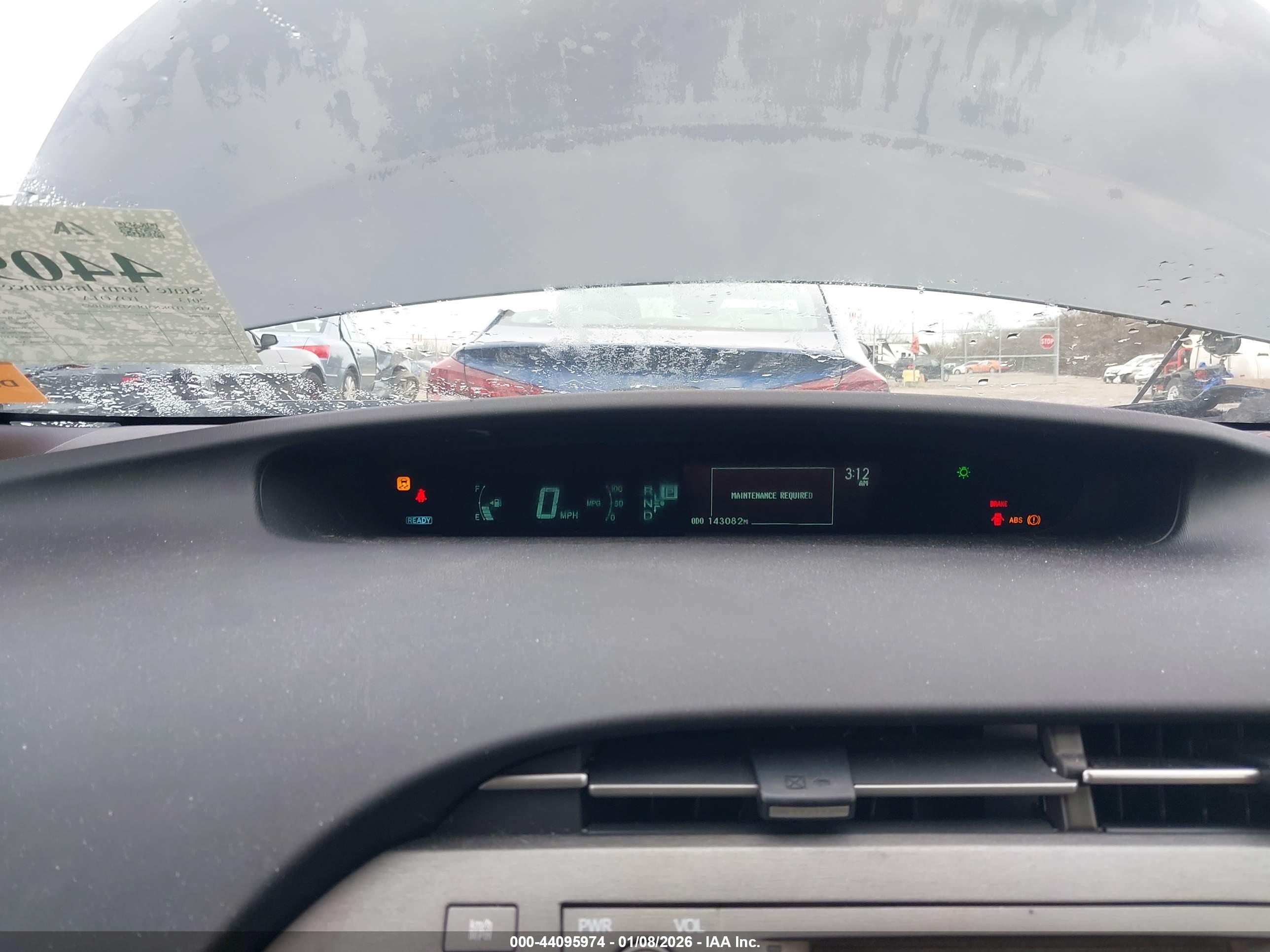 TOYOTA PRIUS image 7