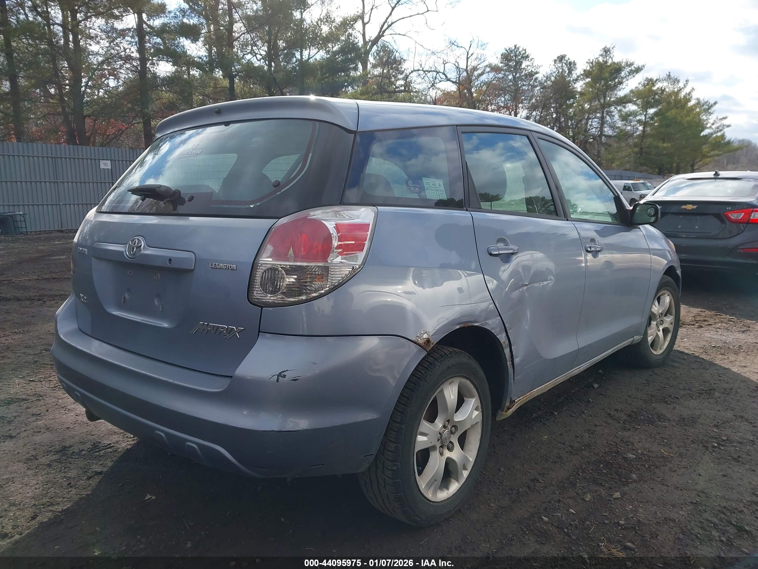 TOYOTA MATRIX image 6