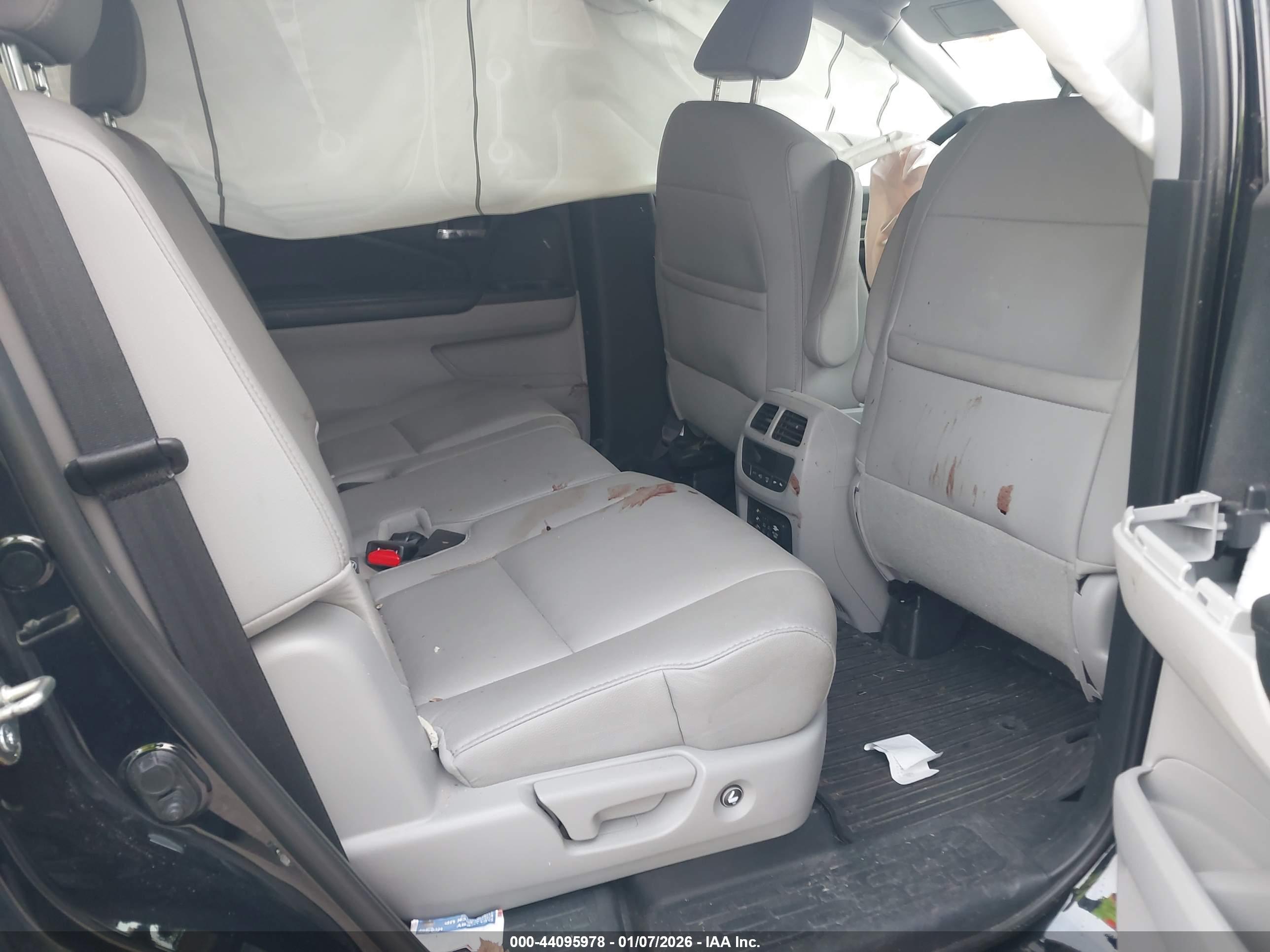 HONDA PILOT image 8