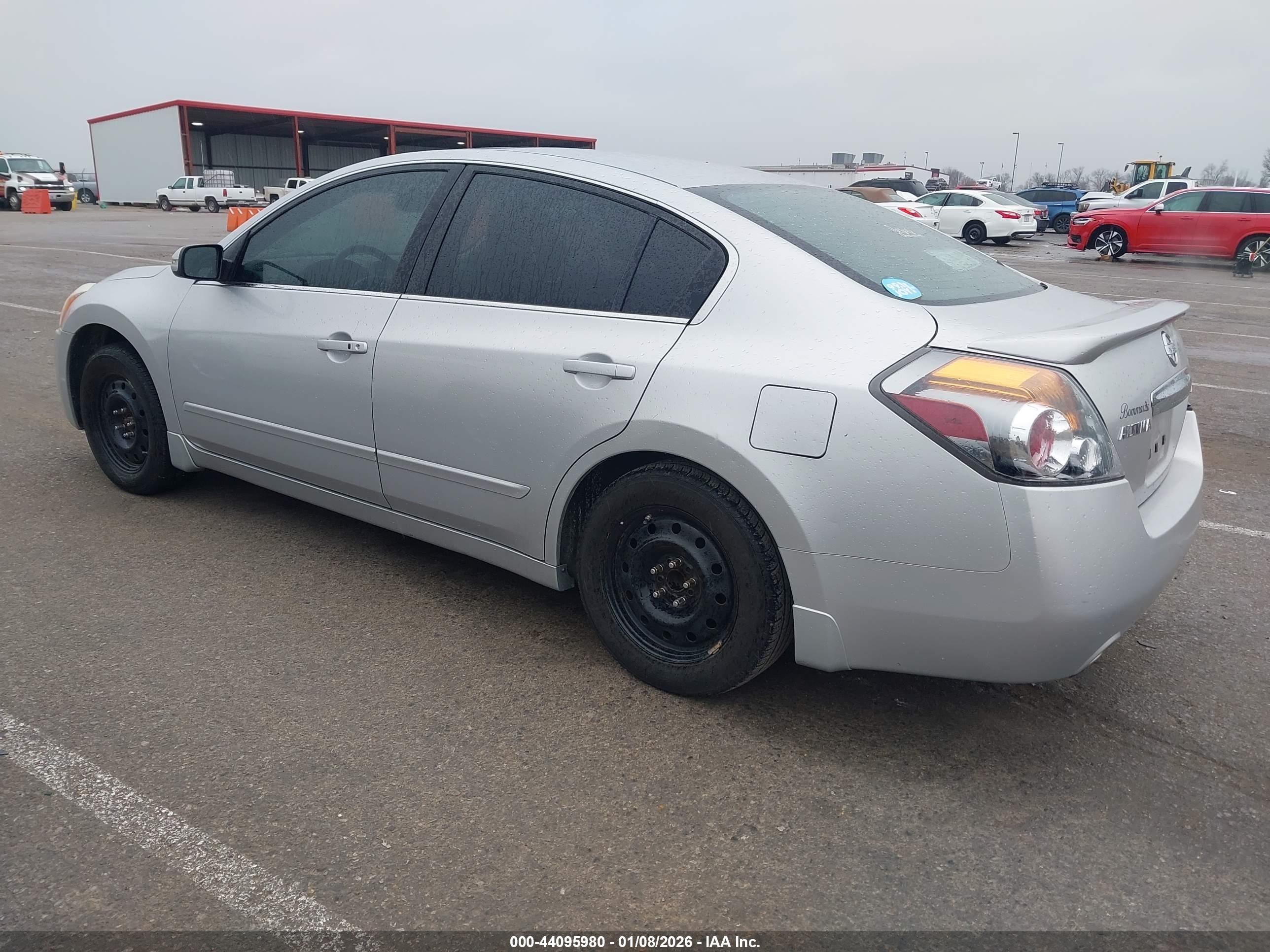 NISSAN ALTIMA image 3