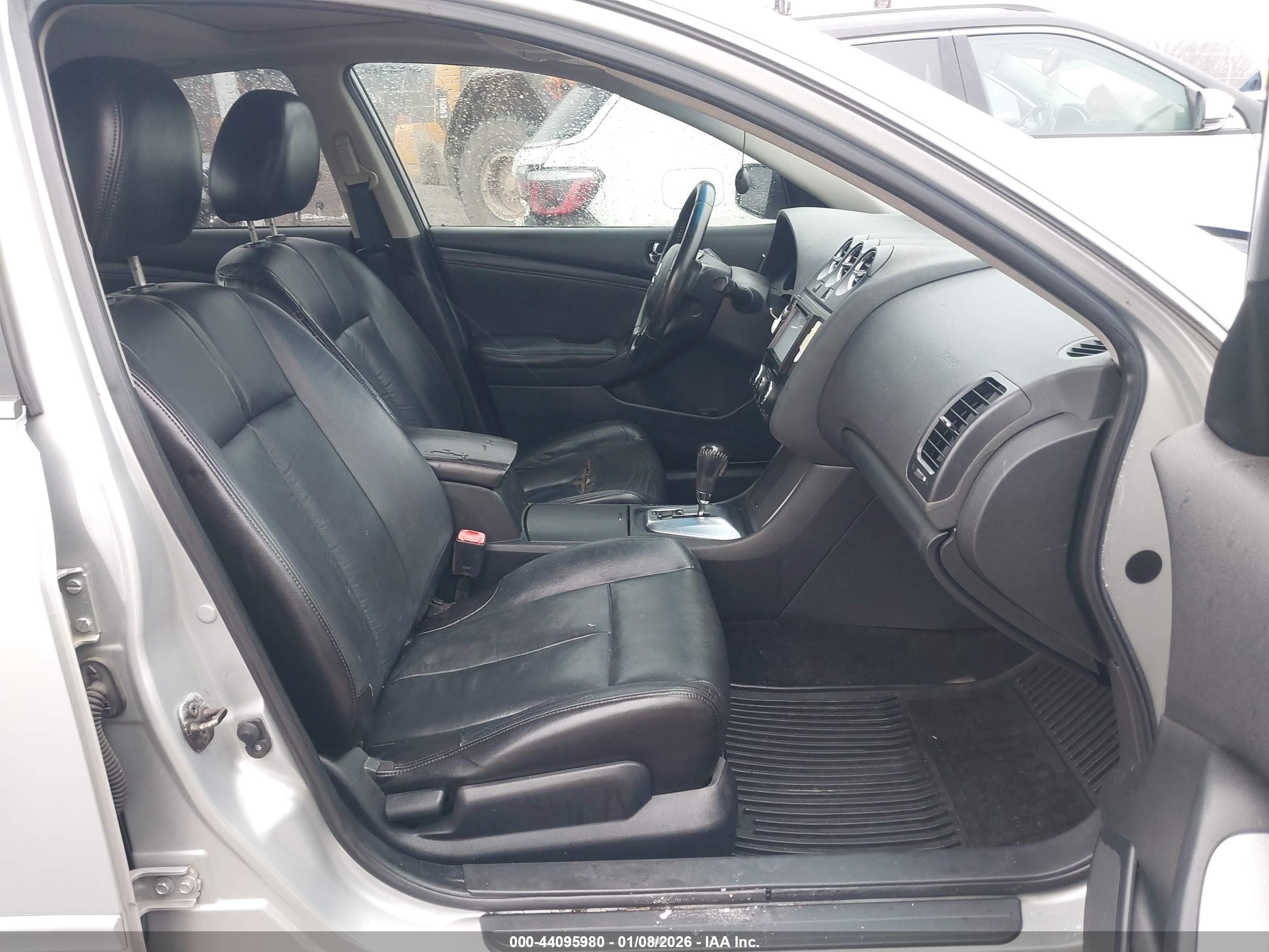 NISSAN ALTIMA image 5