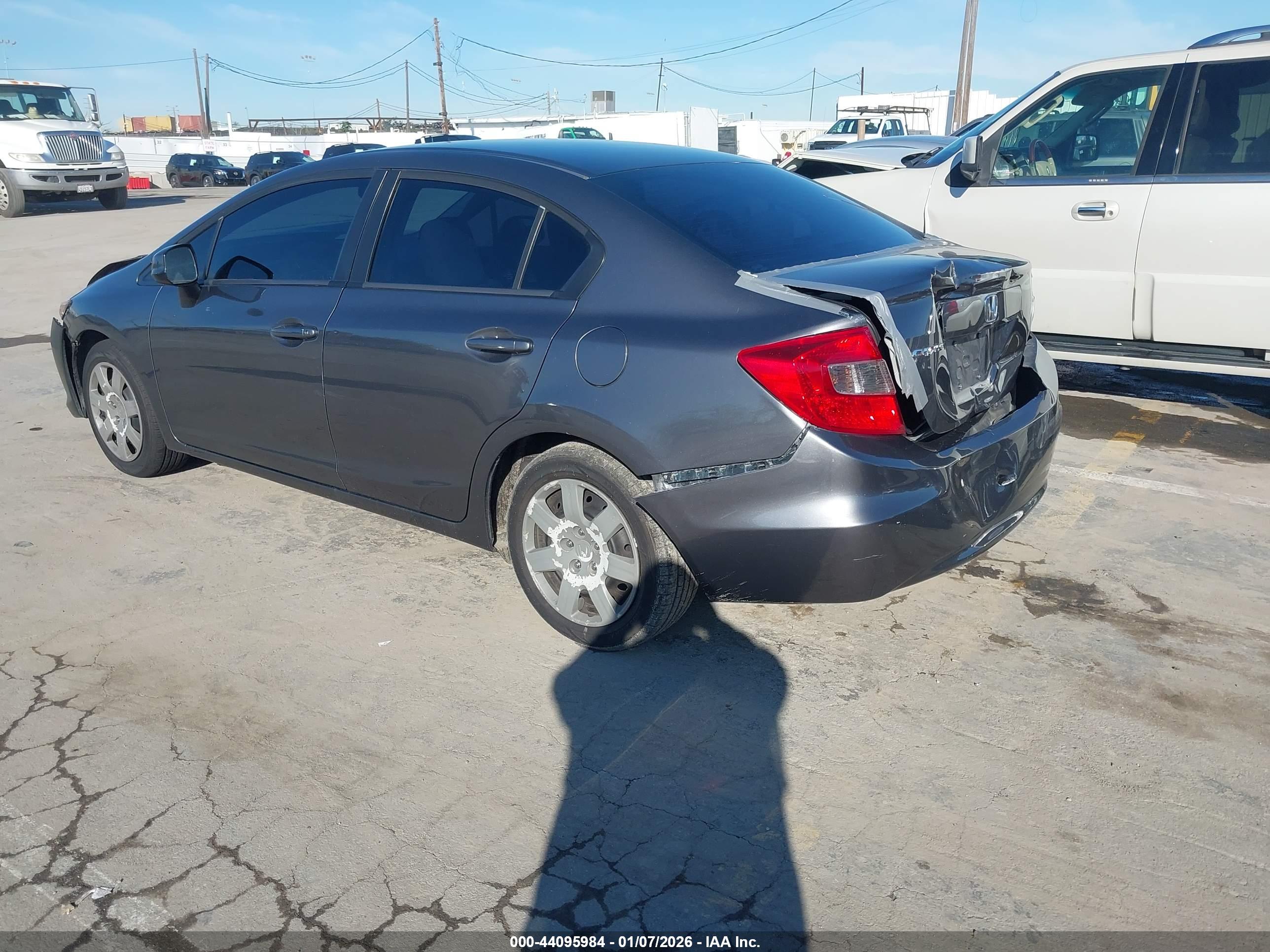 HONDA CIVIC image 3