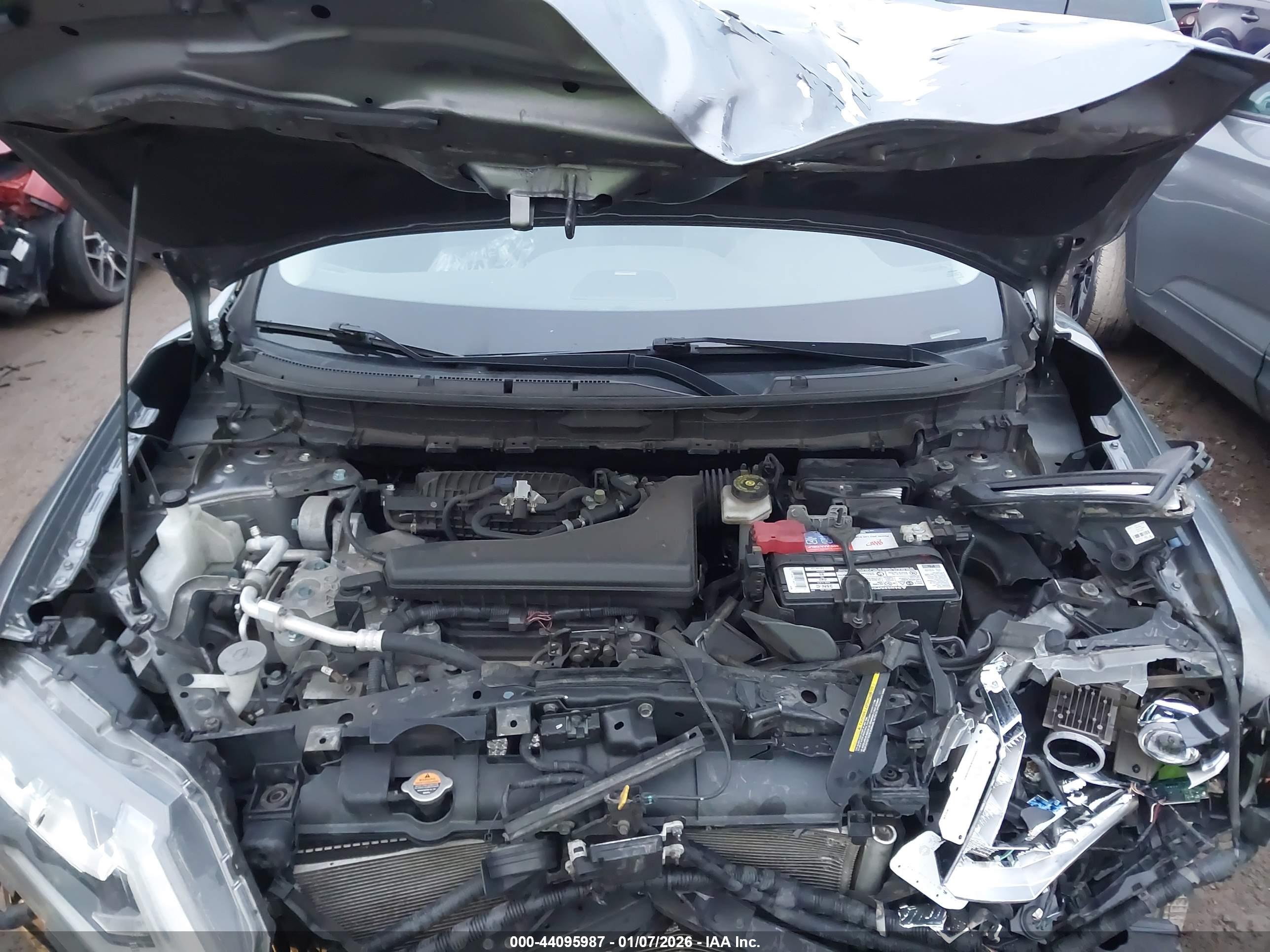 NISSAN ROGUE image 10