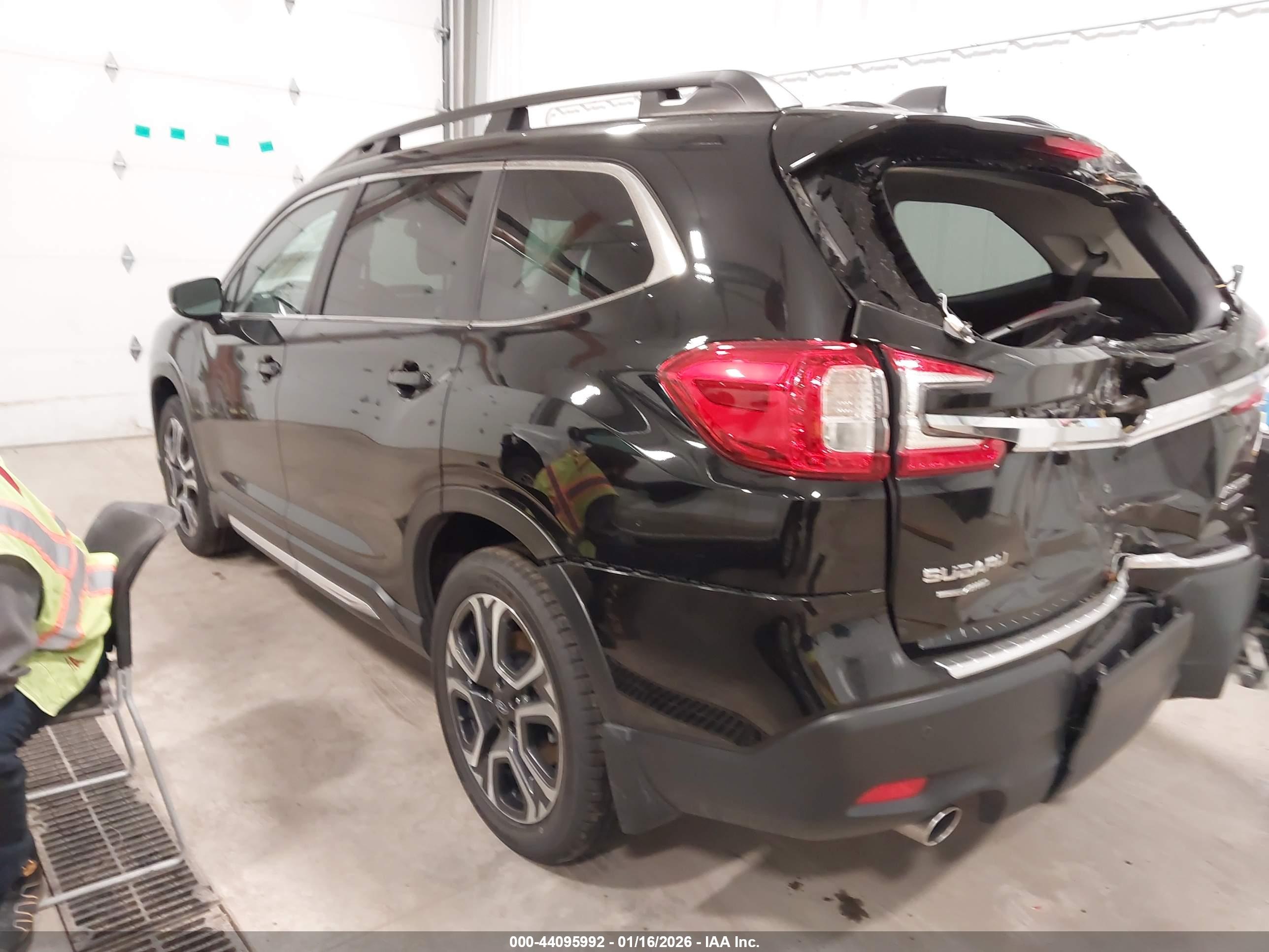 SUBARU ASCENT image 3