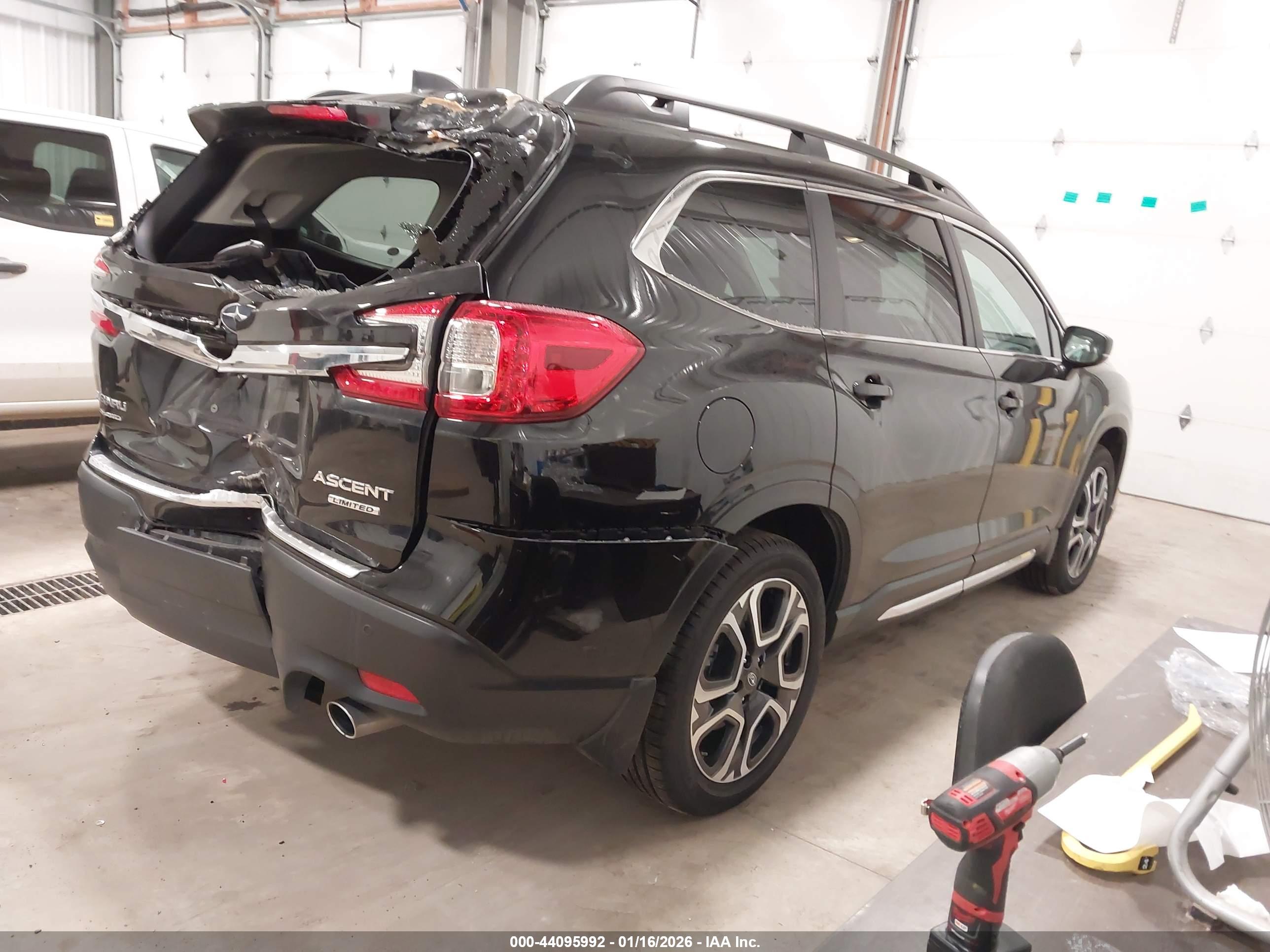 SUBARU ASCENT image 4