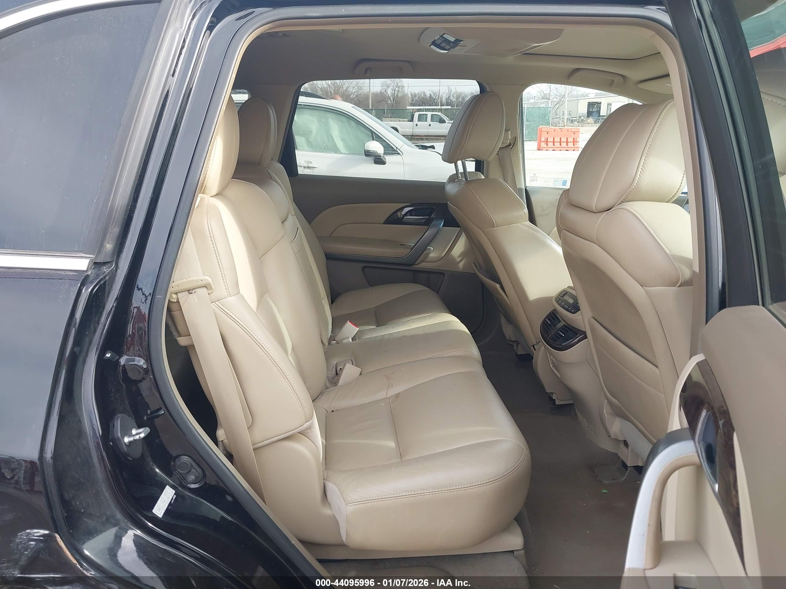 ACURA MDX image 8
