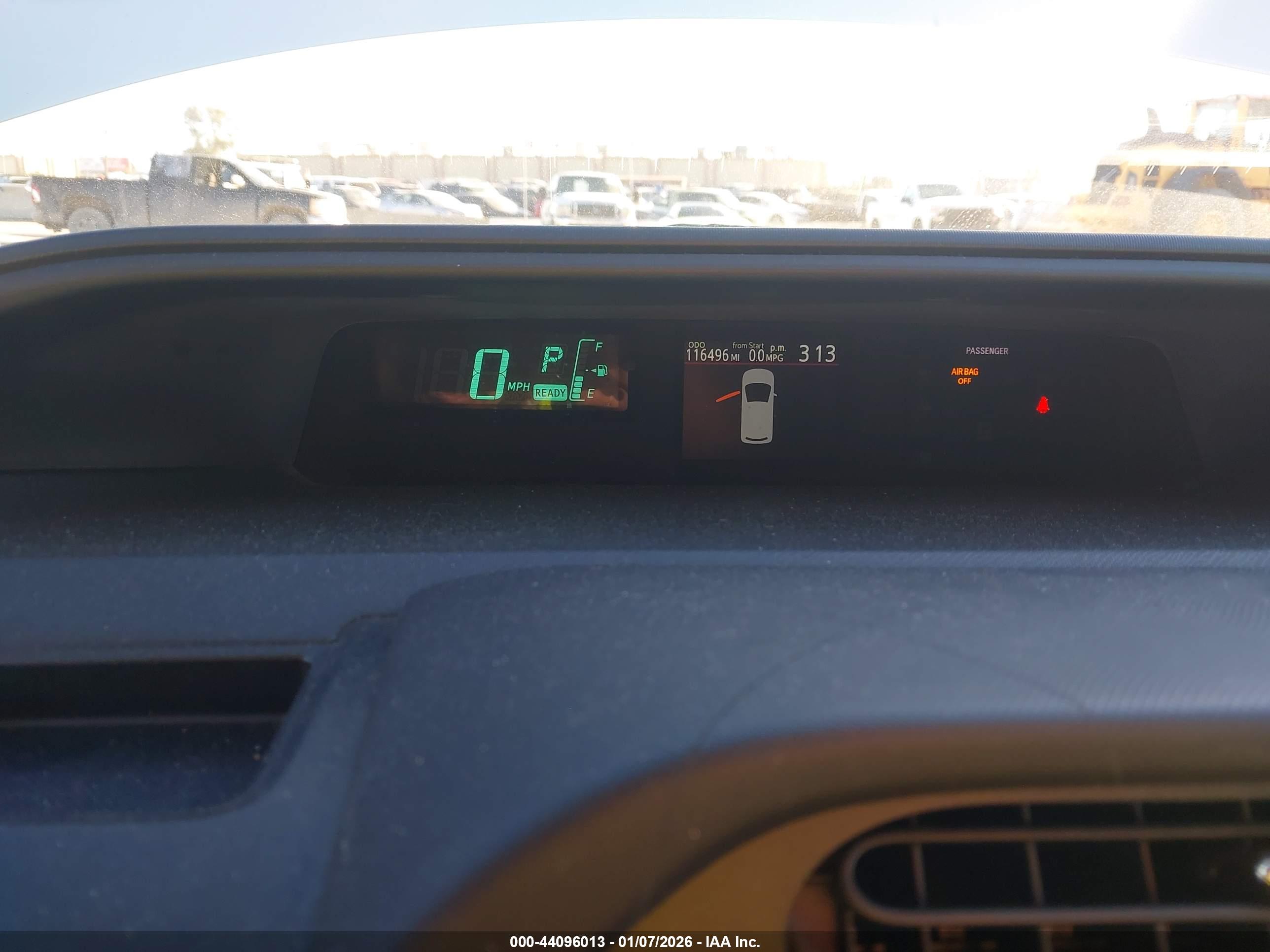 TOYOTA PRIUS image 7