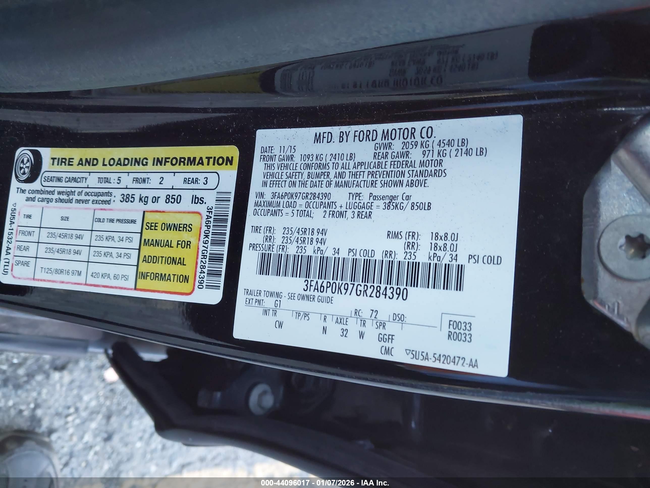 FORD FUSION image 9