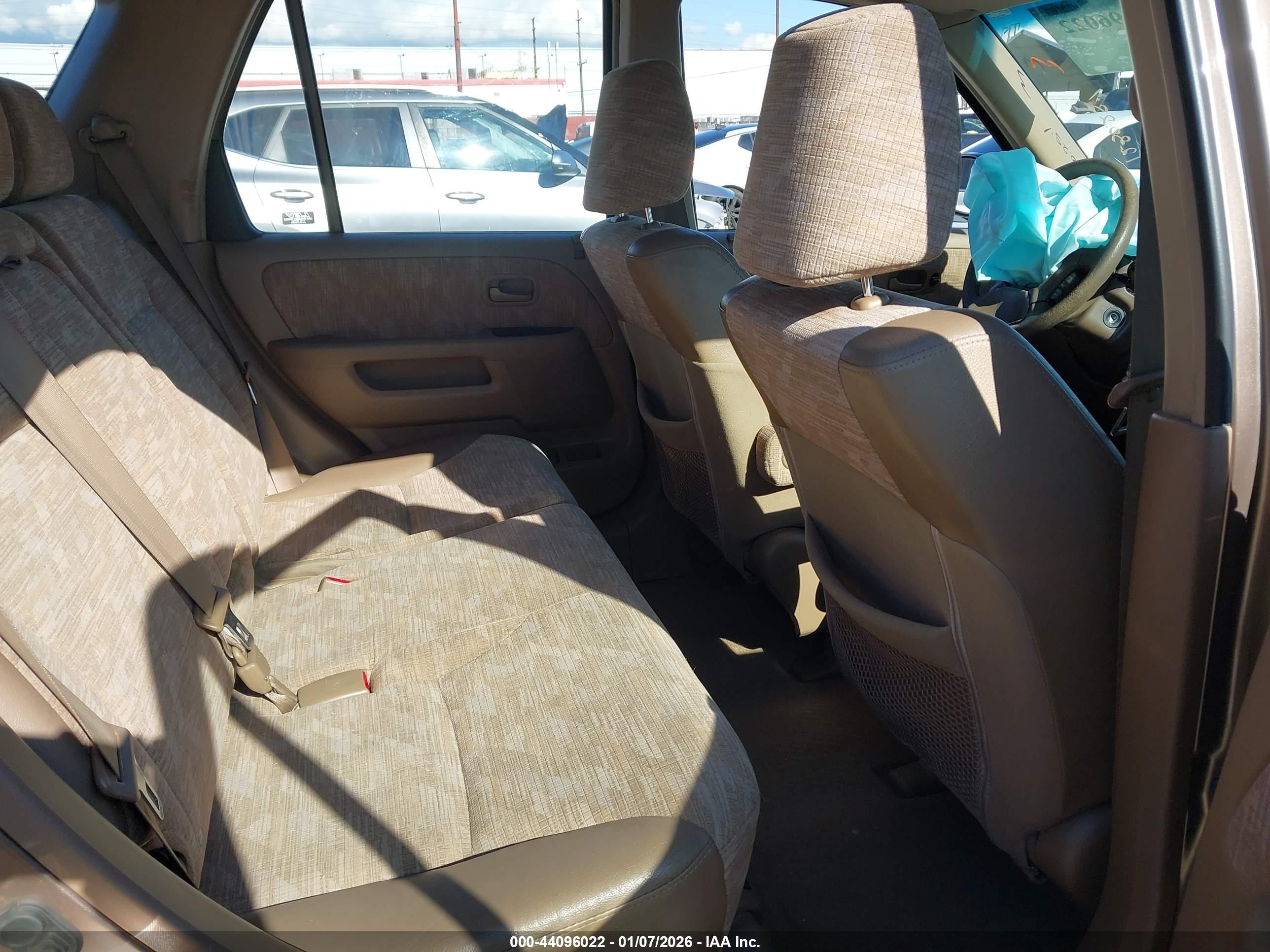 HONDA CR-V image 8