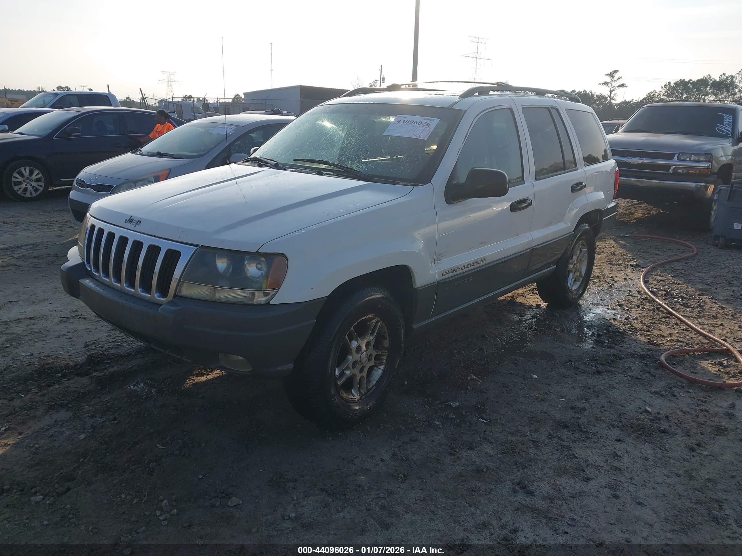 JEEP GRAND image 2