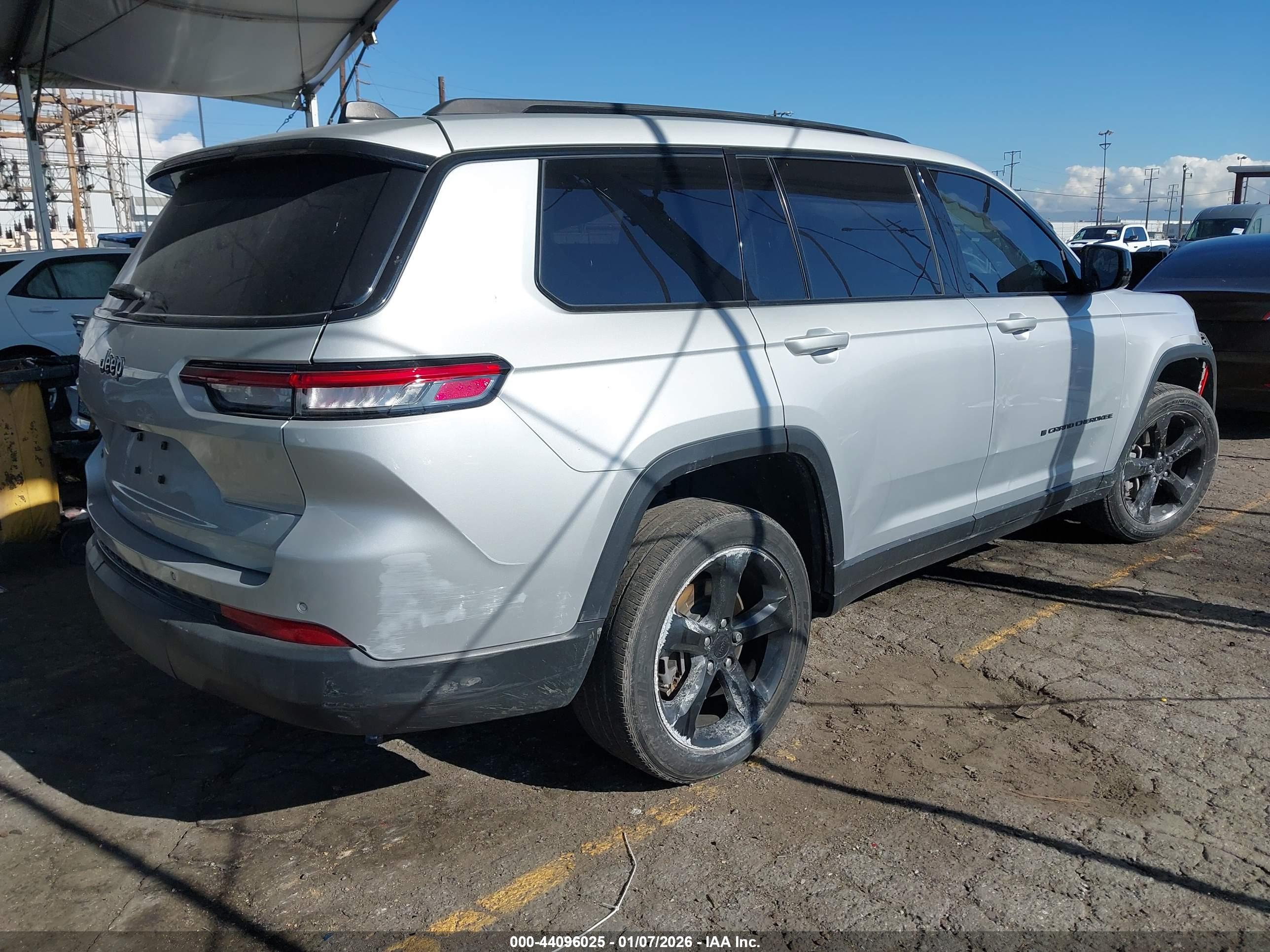 JEEP GRAND image 4