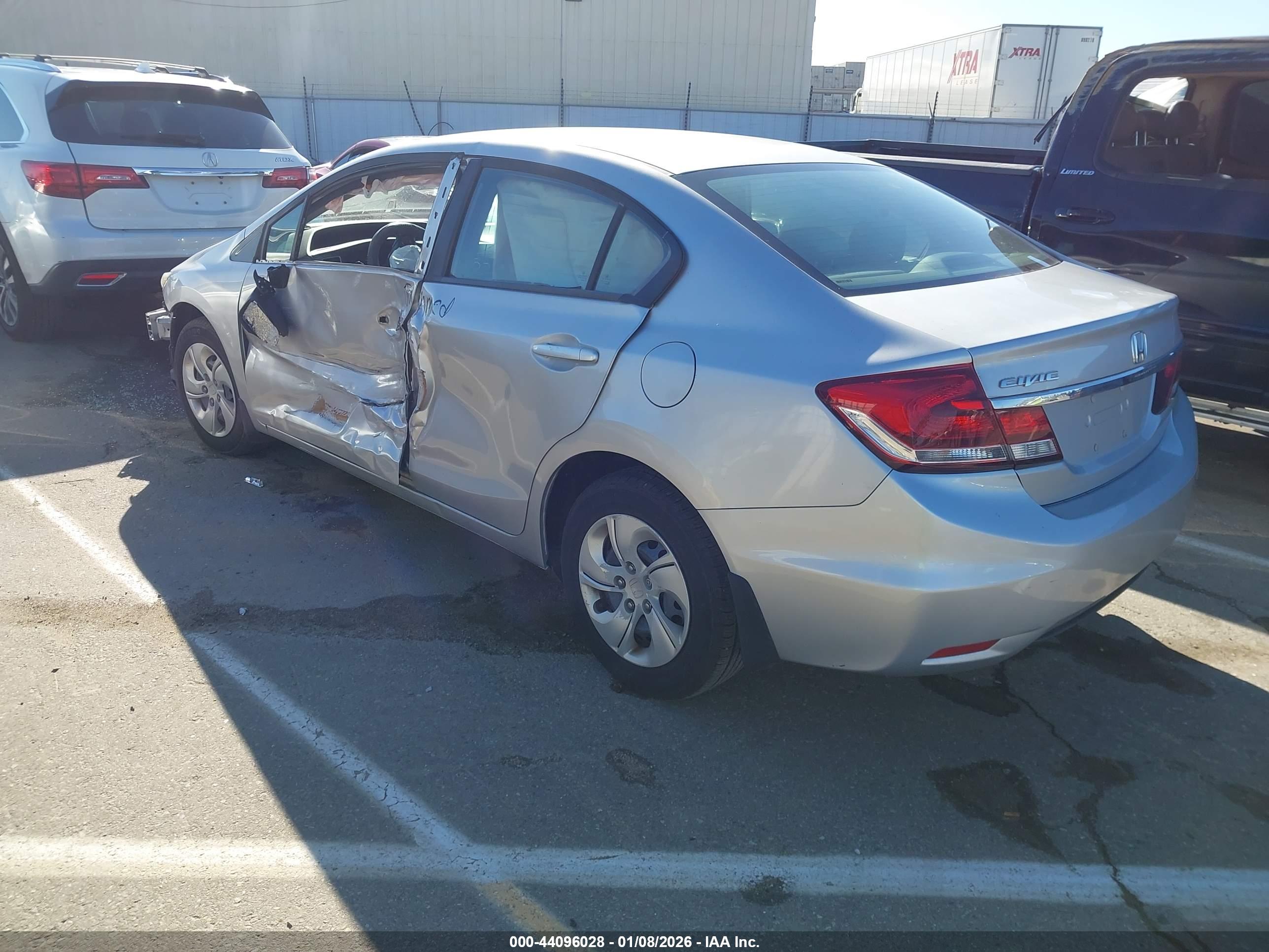 HONDA CIVIC image 3