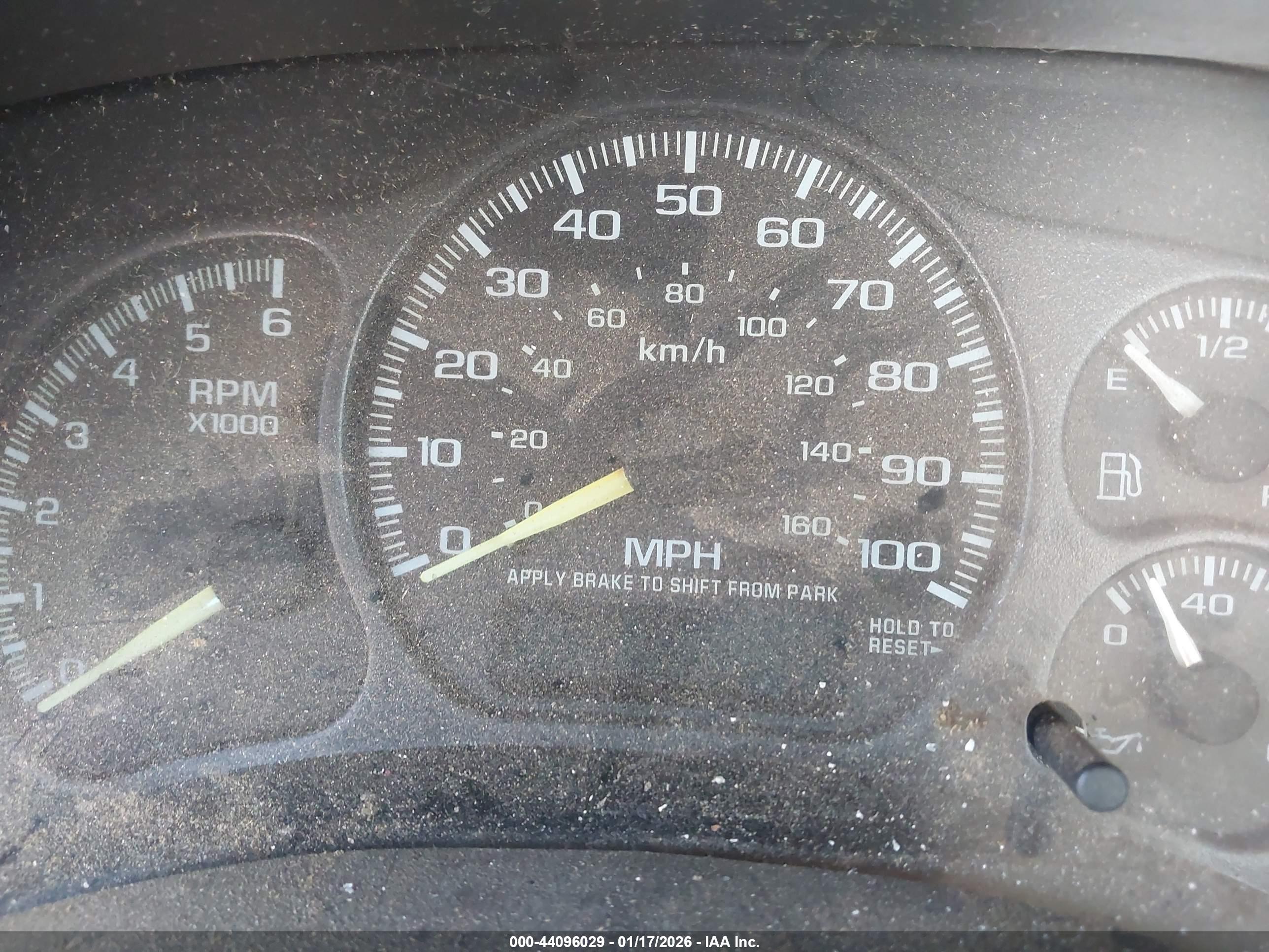 CHEVROLET SILVERADO image 7