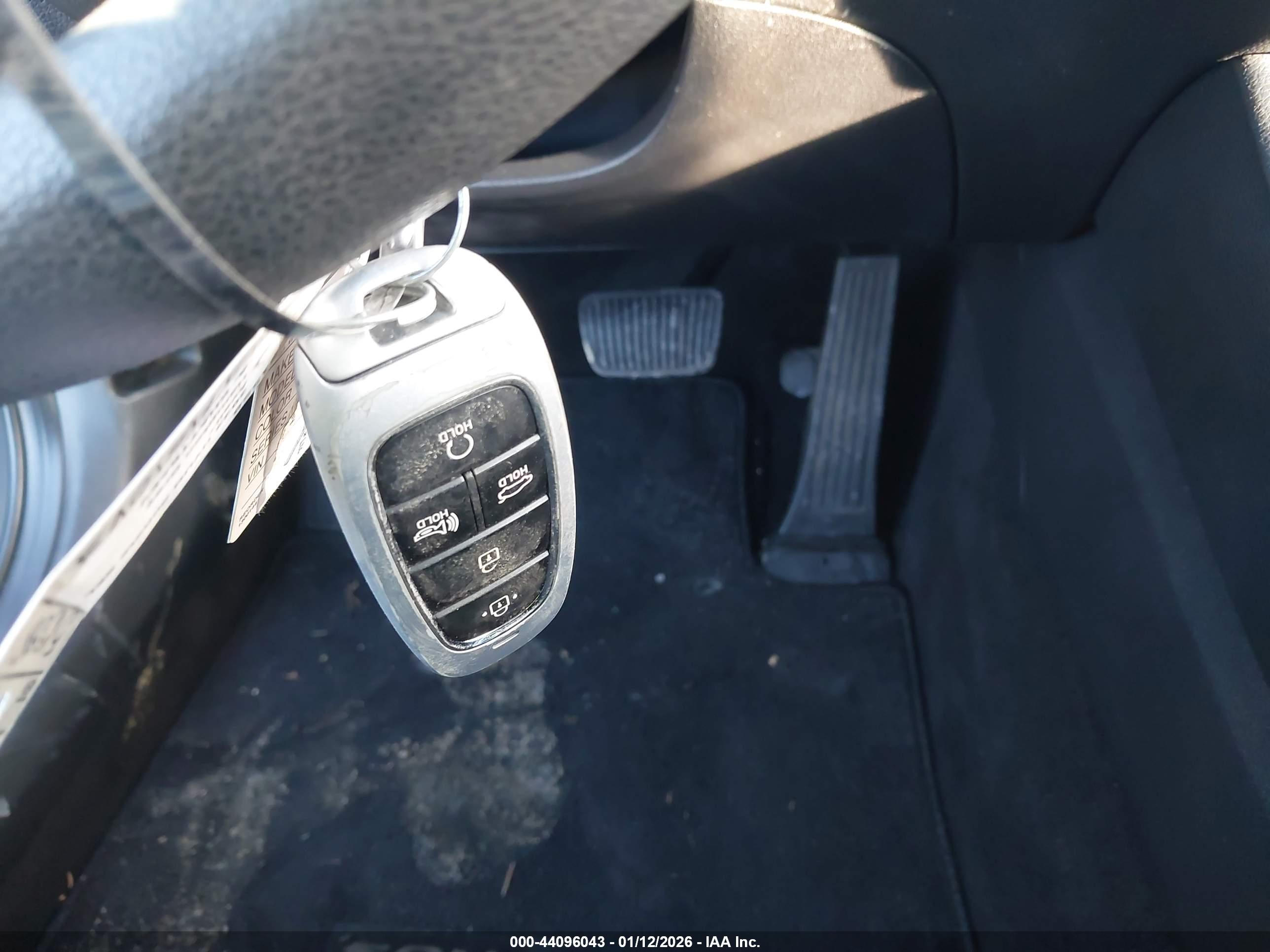 HYUNDAI SONATA image 11