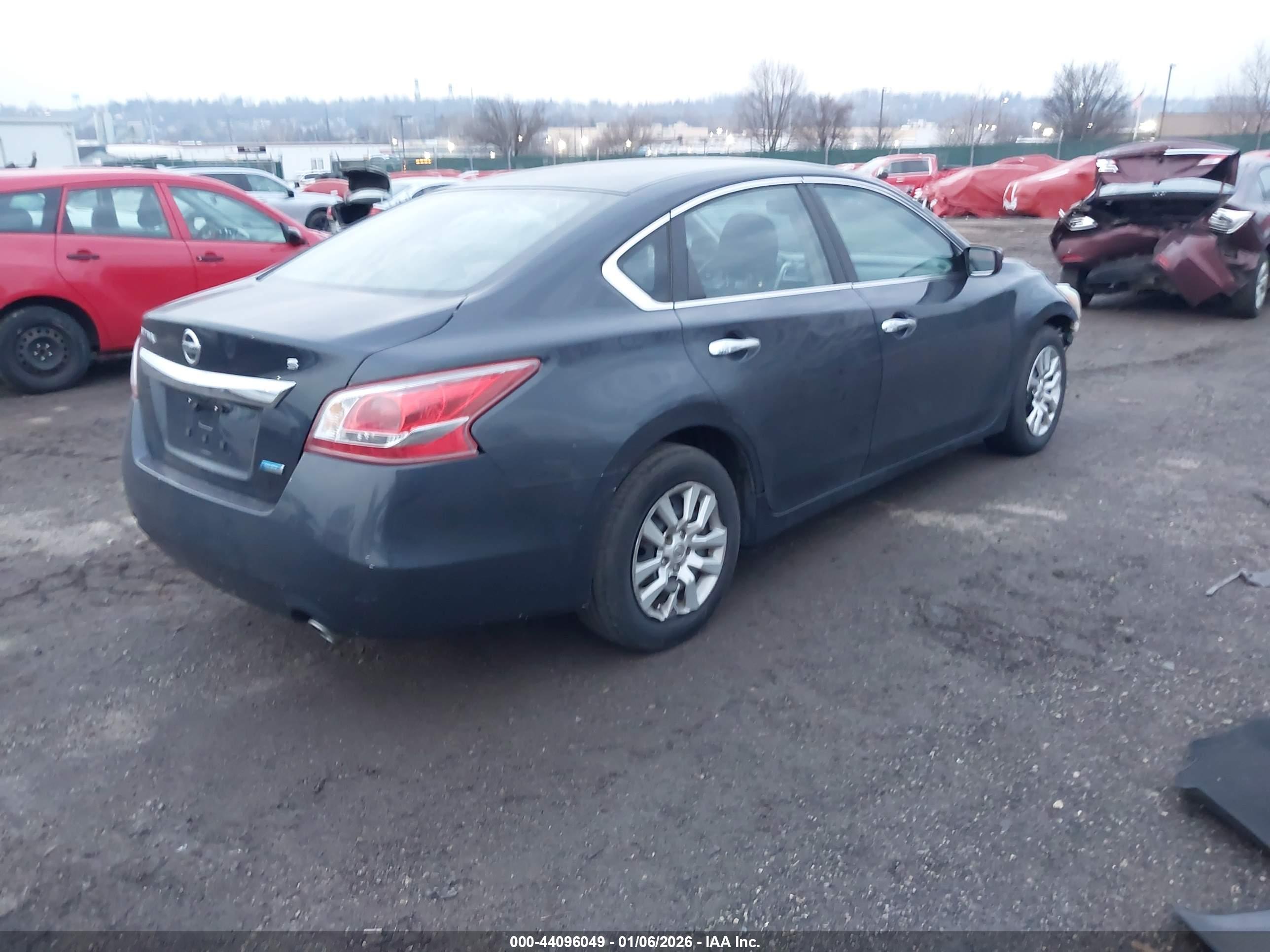 NISSAN ALTIMA image 4