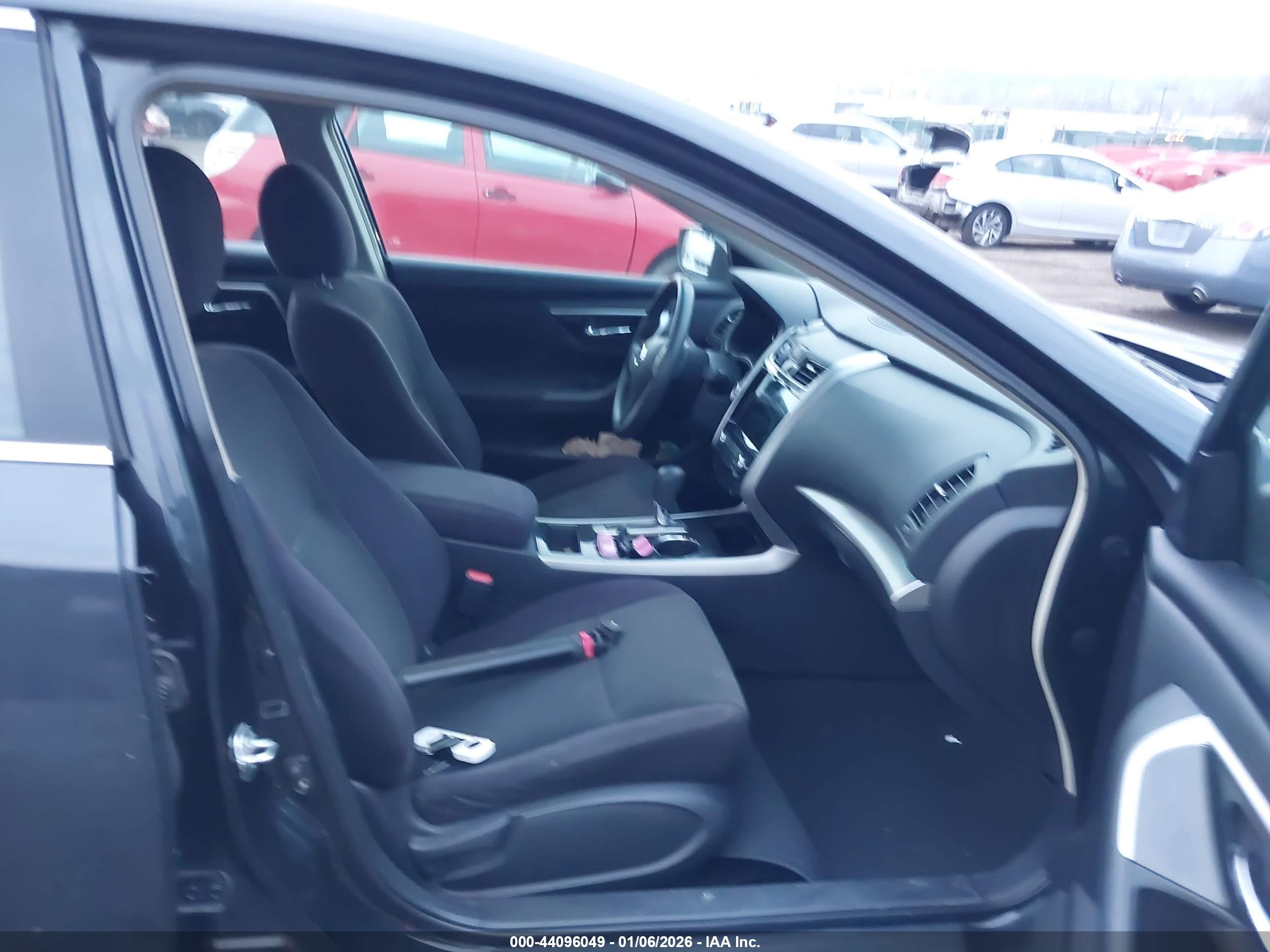 NISSAN ALTIMA image 5