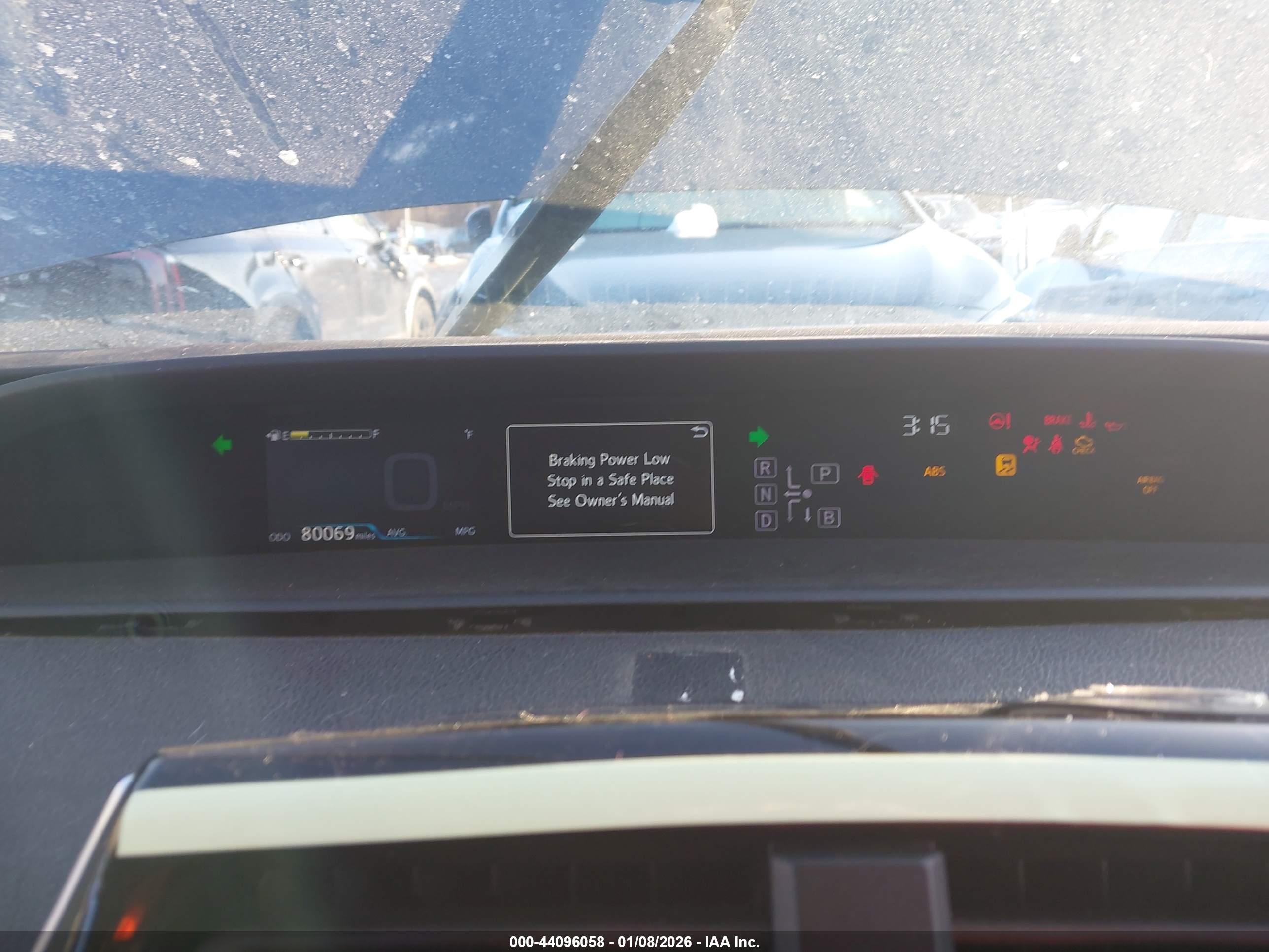 TOYOTA PRIUS image 7
