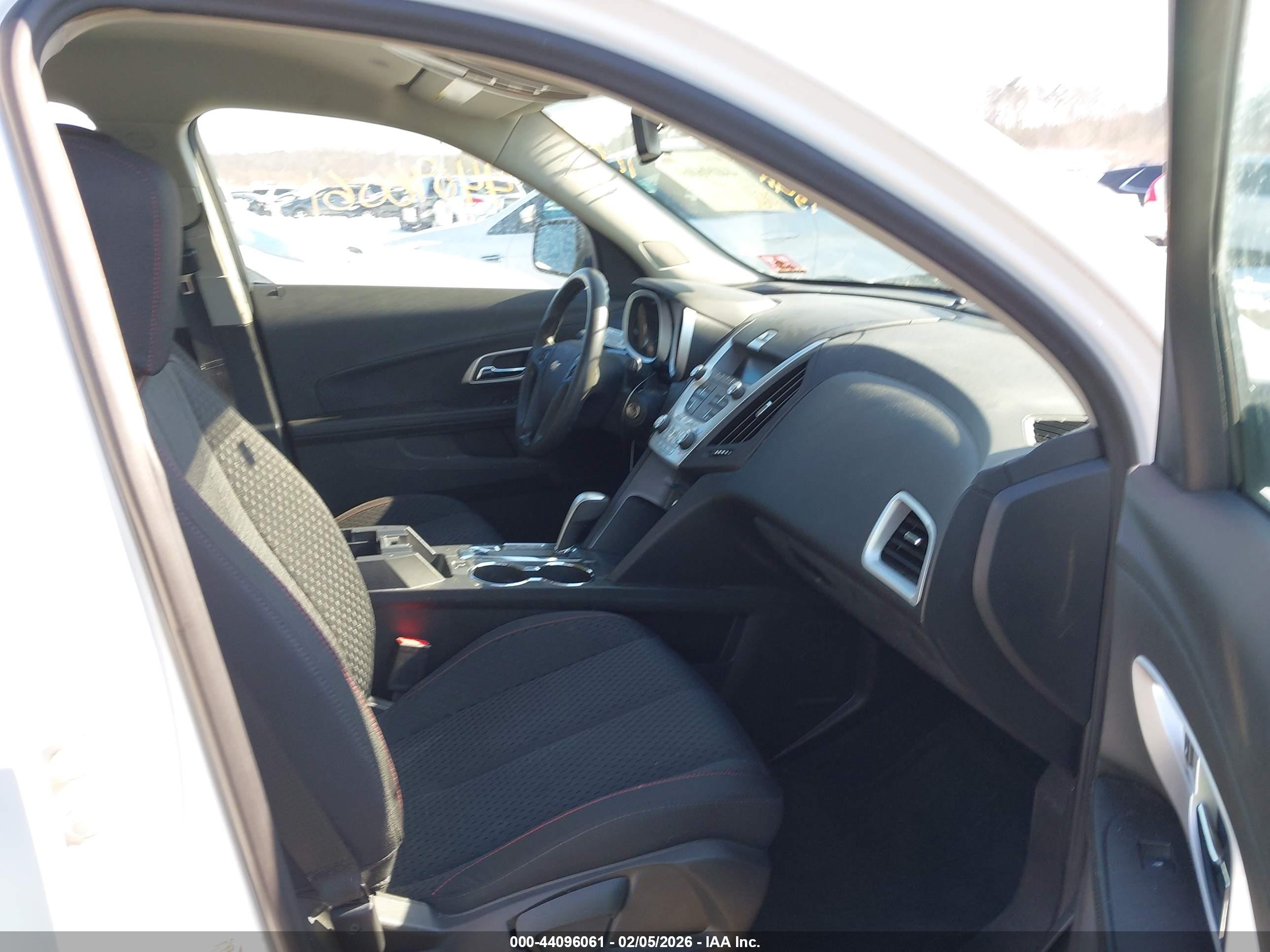 CHEVROLET EQUINOX image 5