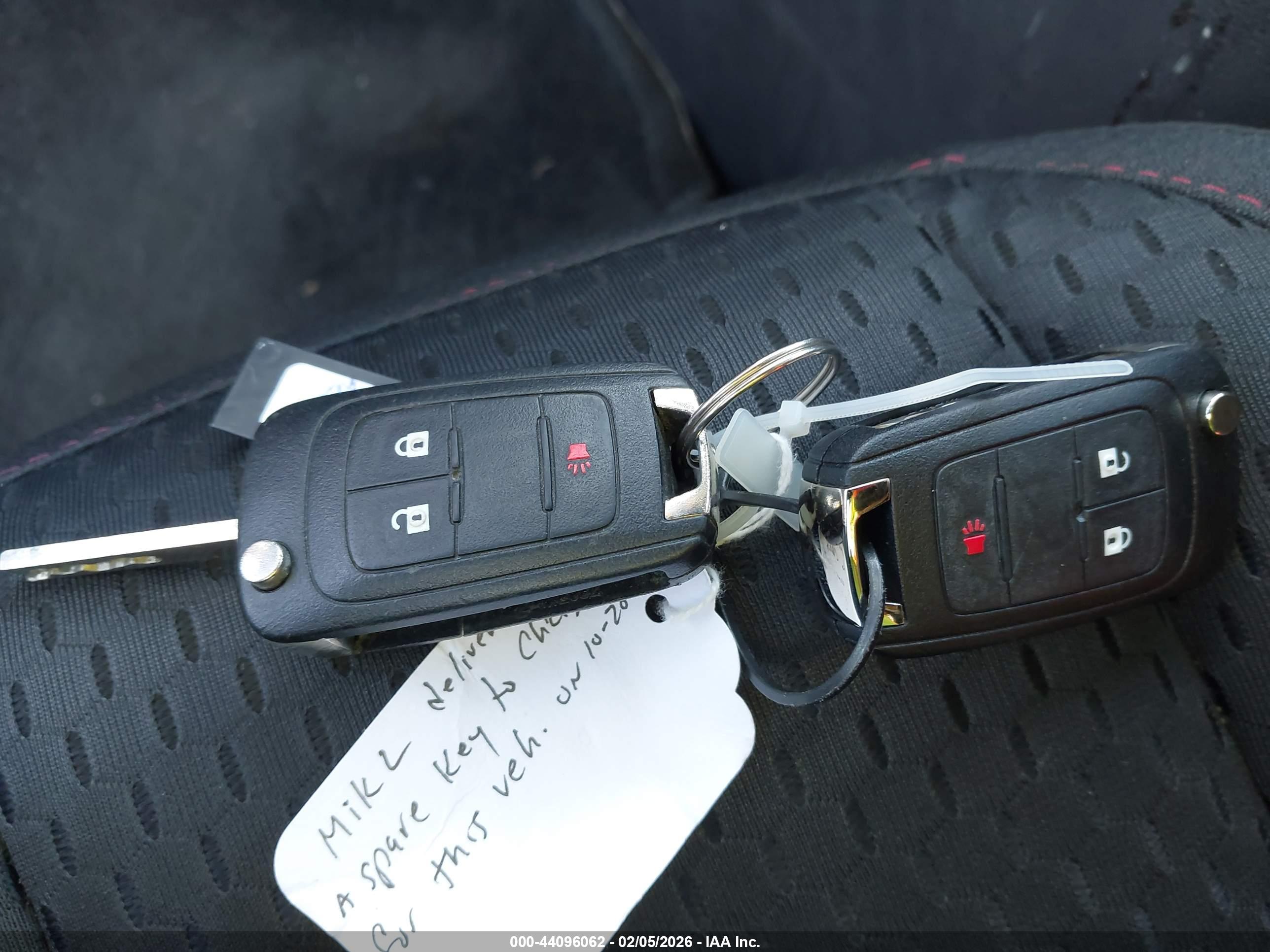 CHEVROLET EQUINOX image 11